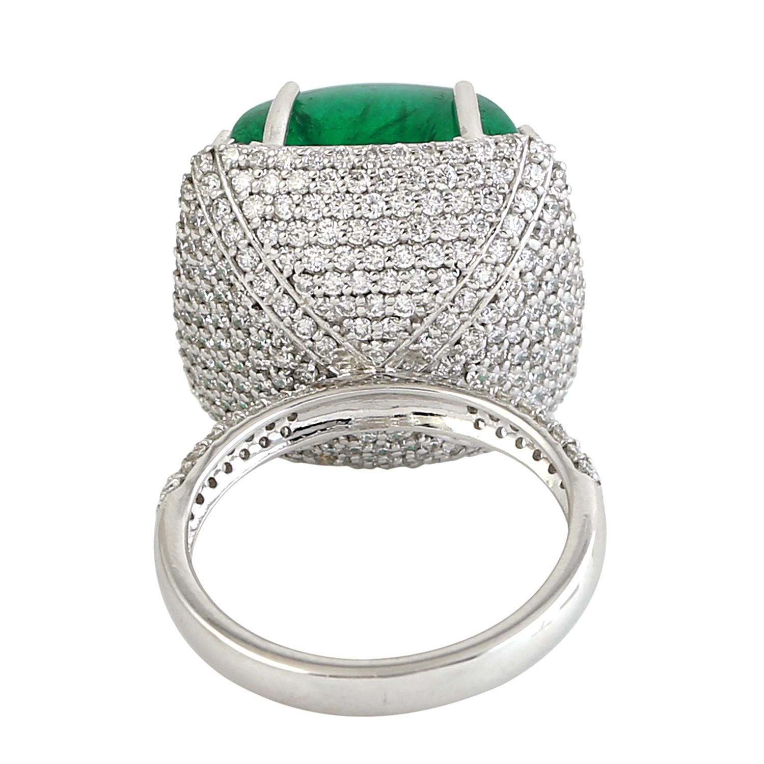 Mixed Cut 24.61ct Emerald Cocktail Ring With Diamonds Made In 18k White Gold For Sale