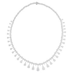 24,68 Carati SI/H Pear Round Brilliante Cut Diamond Collana in oro bianco 18 Karati