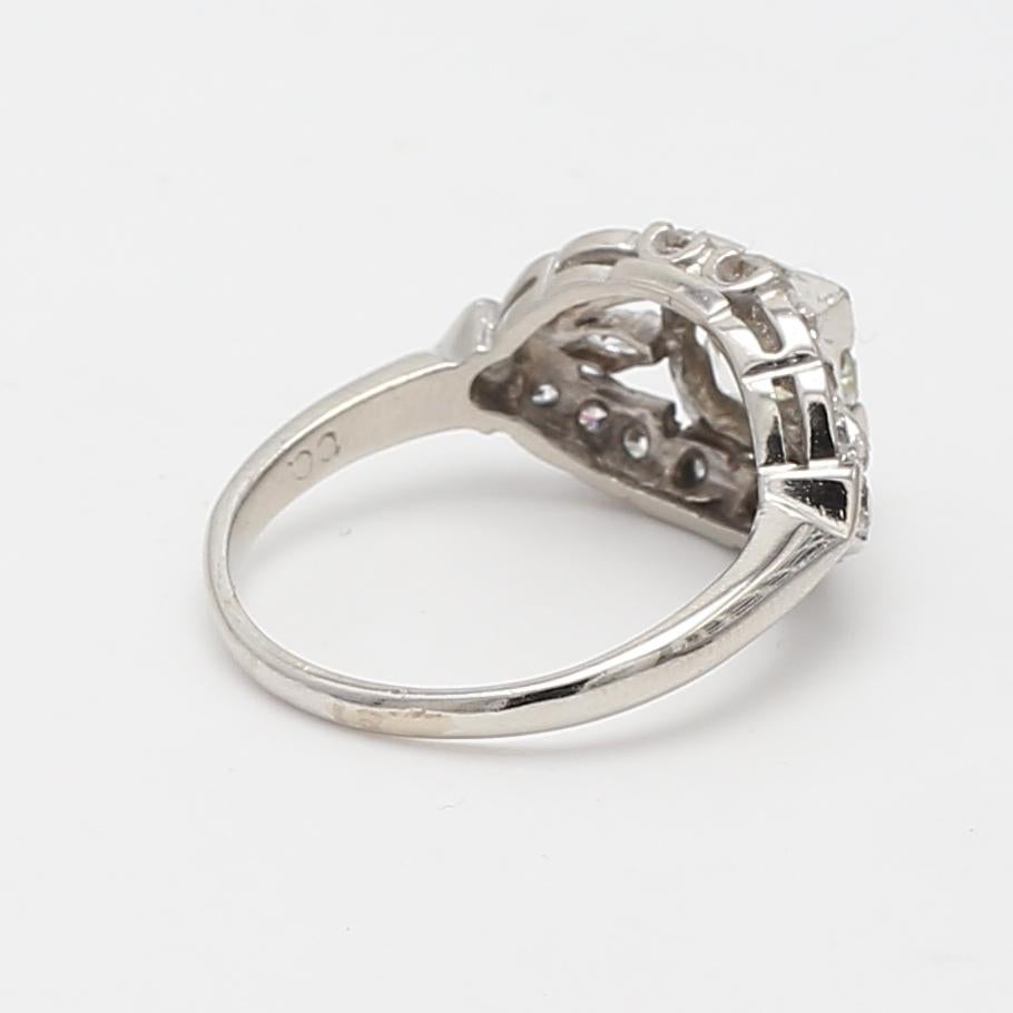 2.47 Carat Old European Cut K-VS1 Diamond Platinum Wedding Ring Pour femmes en vente