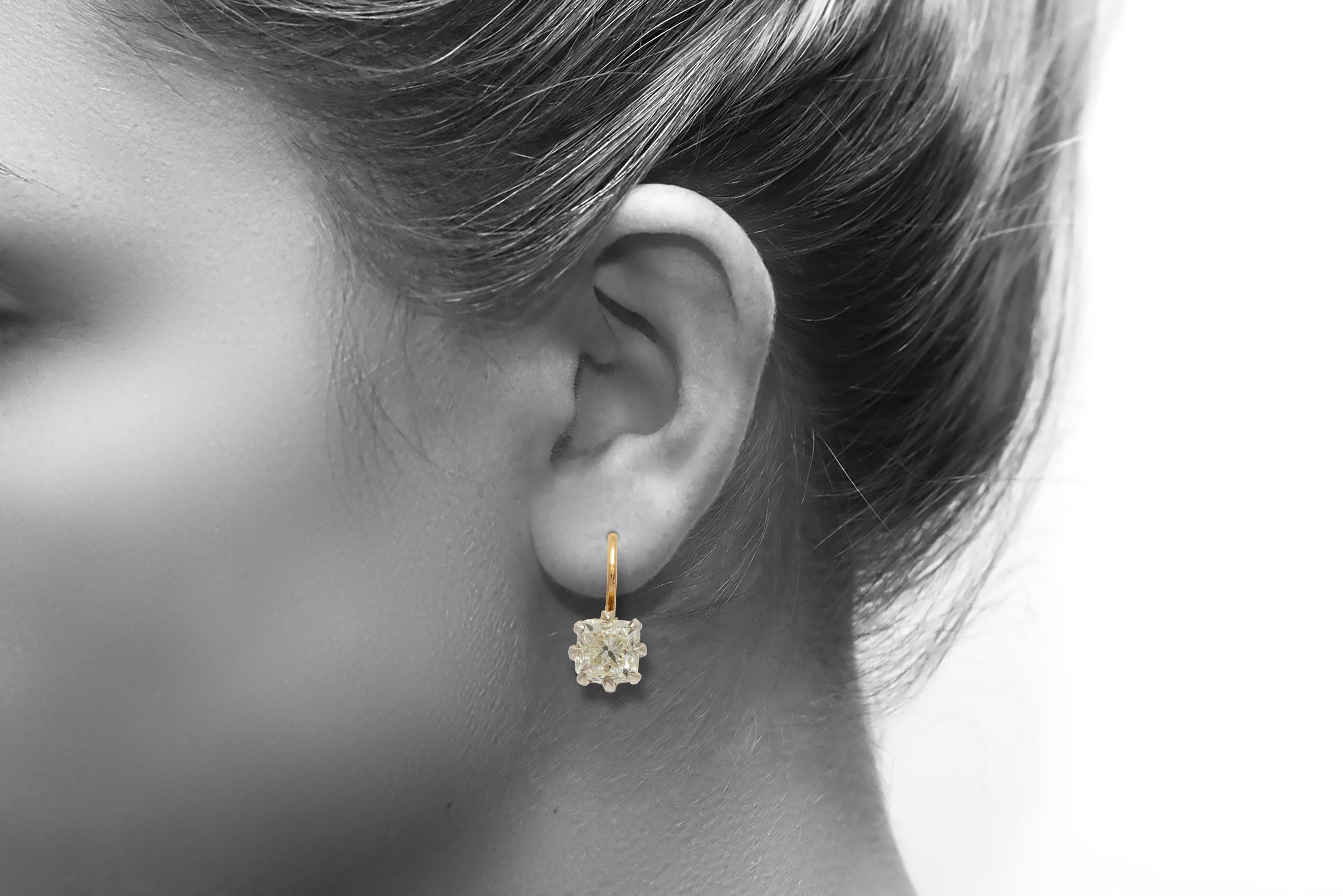 Taille vieille mine Boucles d'oreilles pendantes en diamant taillé à l'ancienne de 2,47 carats en vente
