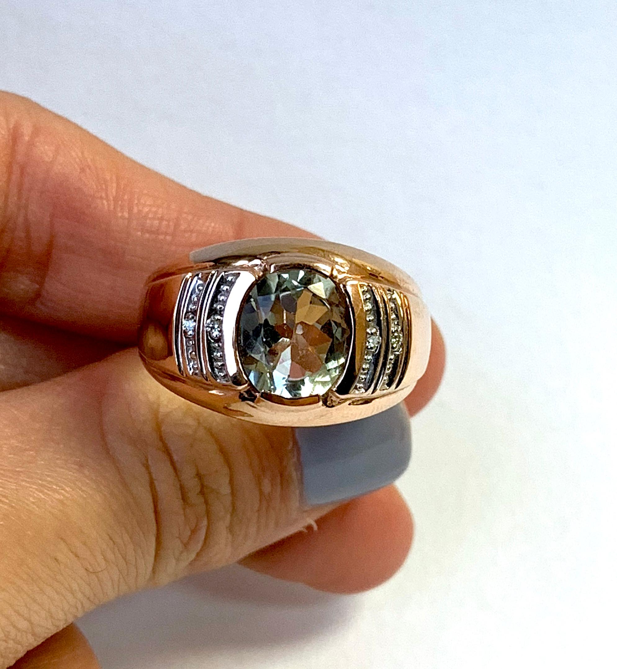 2.47 Carat Oval Green Amethyst and 0.05 Carat White Diamond Men’s Ring In New Condition In GREAT NECK, NY