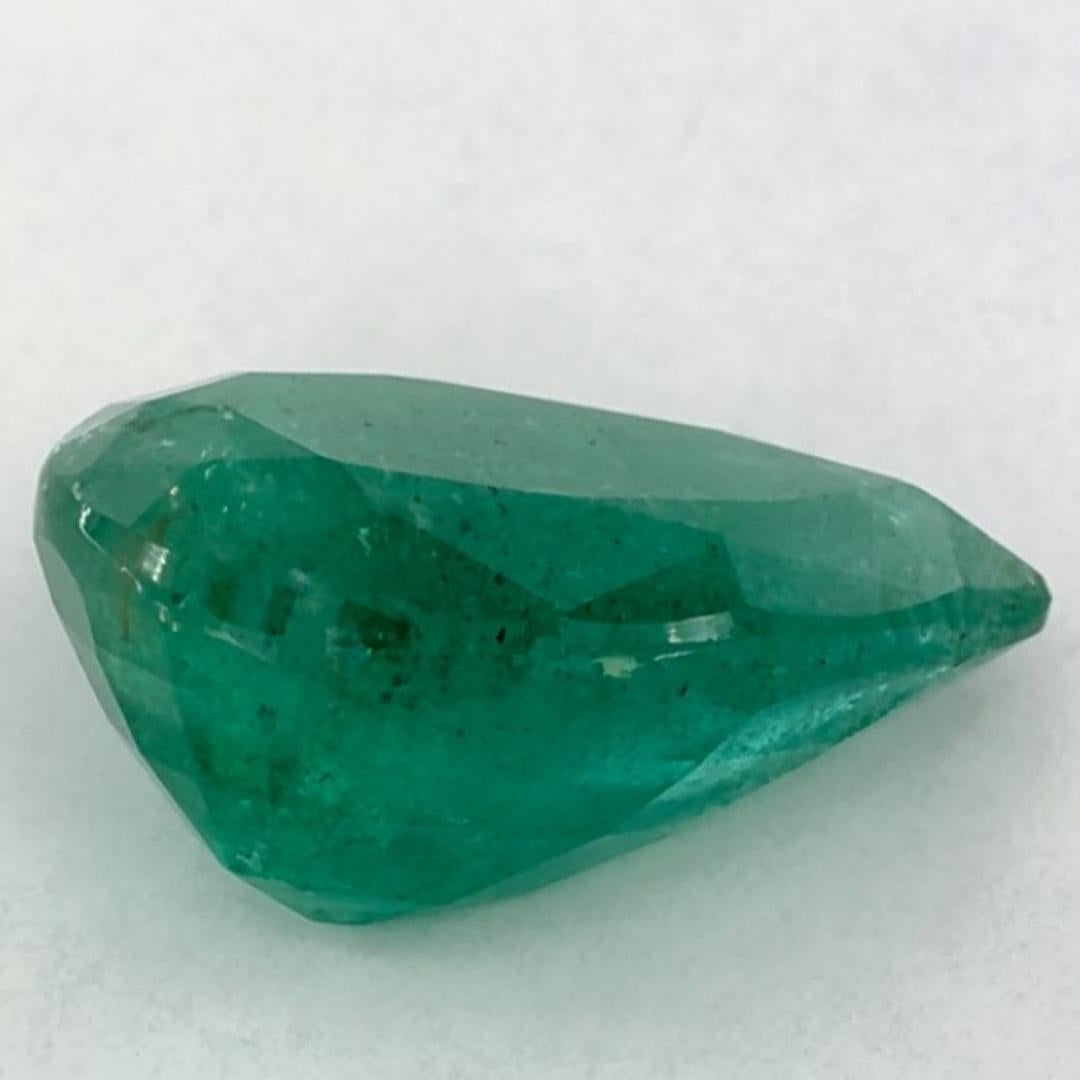 2.47 Ct Emerald Pear Loose Gemstone In New Condition For Sale In Fort Lee, NJ
