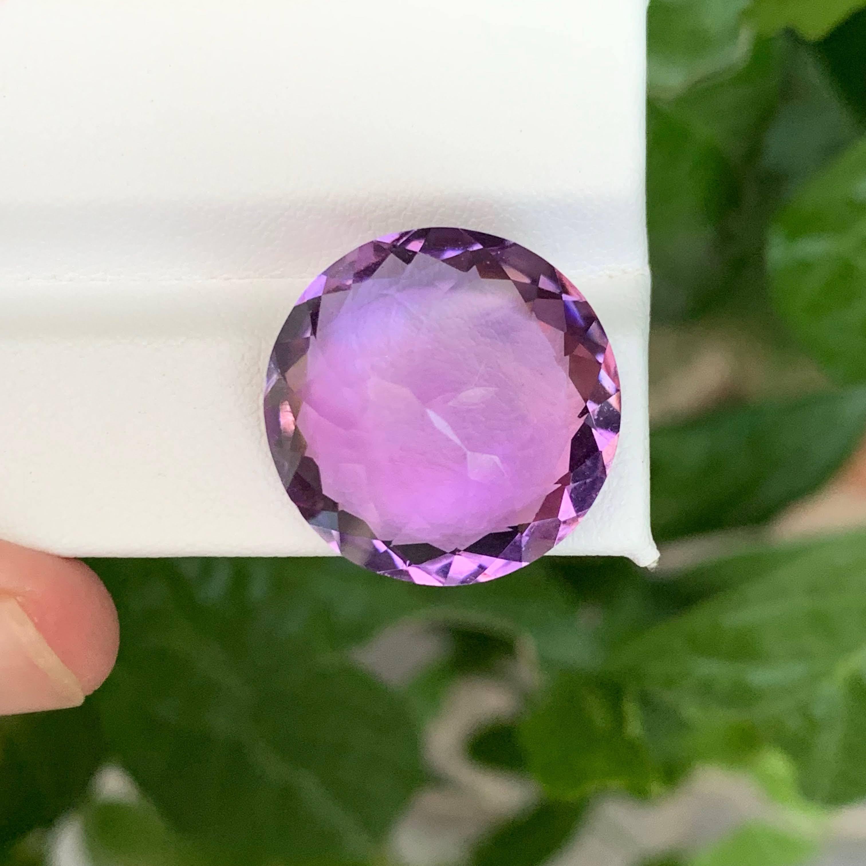 24.70 Carat Natural Loose Purple Color Amethyst Round Cut Brazilian Gemstone (Améthyste violette en vrac, taille ronde) Neuf - En vente à Bangkok, TH