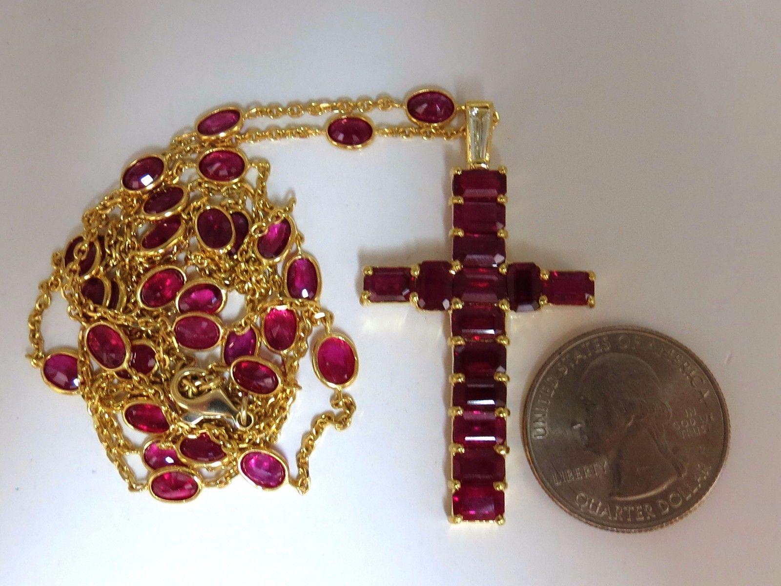 24.70 Carat Natural Ruby Cross Necklace and Yard 18 Karat Rosary Prayer Novena In New Condition In New York, NY