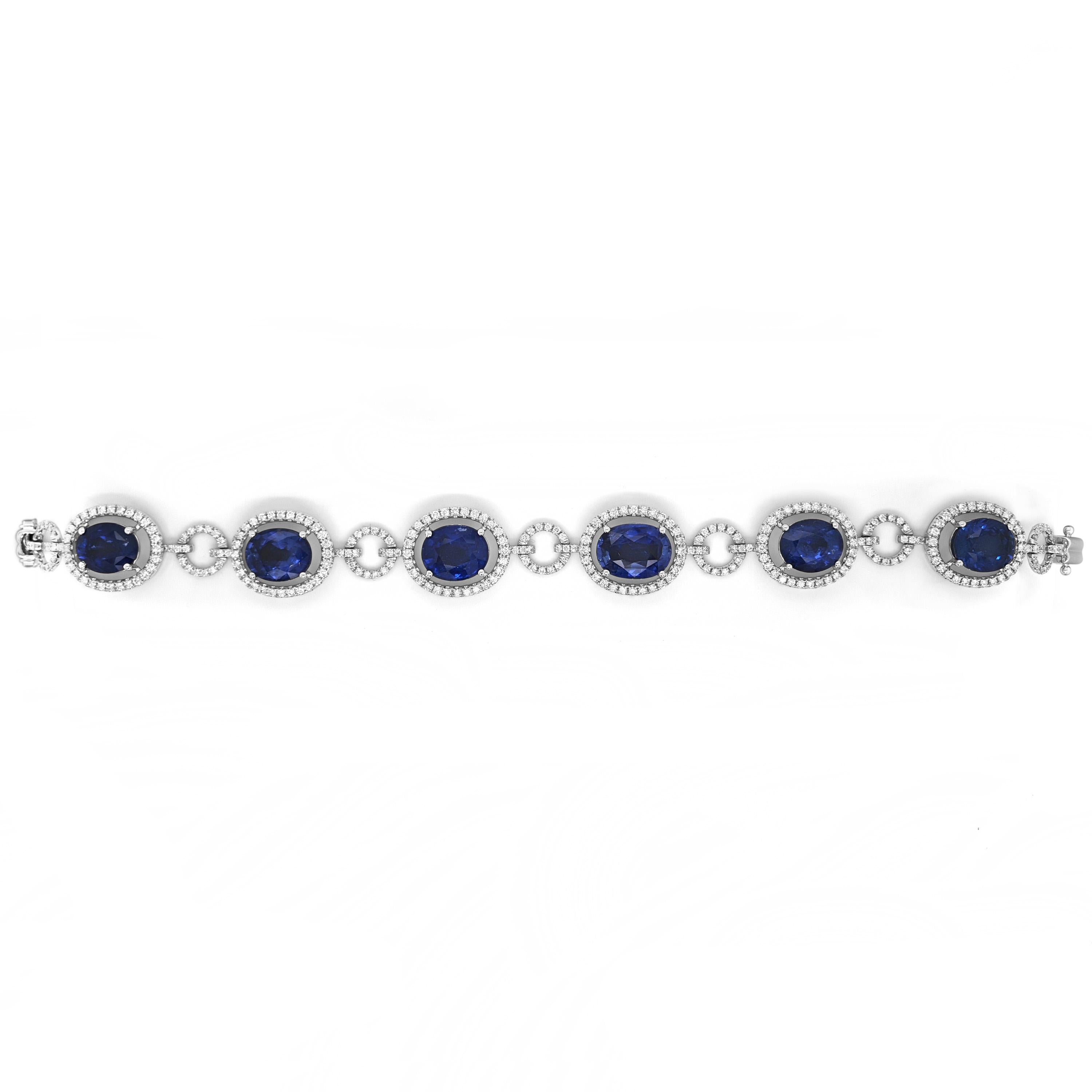 24.75 Carat Sapphire White Diamond White Gold Bracelet In New Condition For Sale In New York, NY