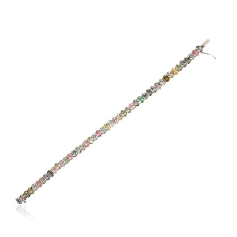 Taille ovale Bracelet tennis multi-tourmalines de 24,75 carats dans différentes montures en argent sterling en vente