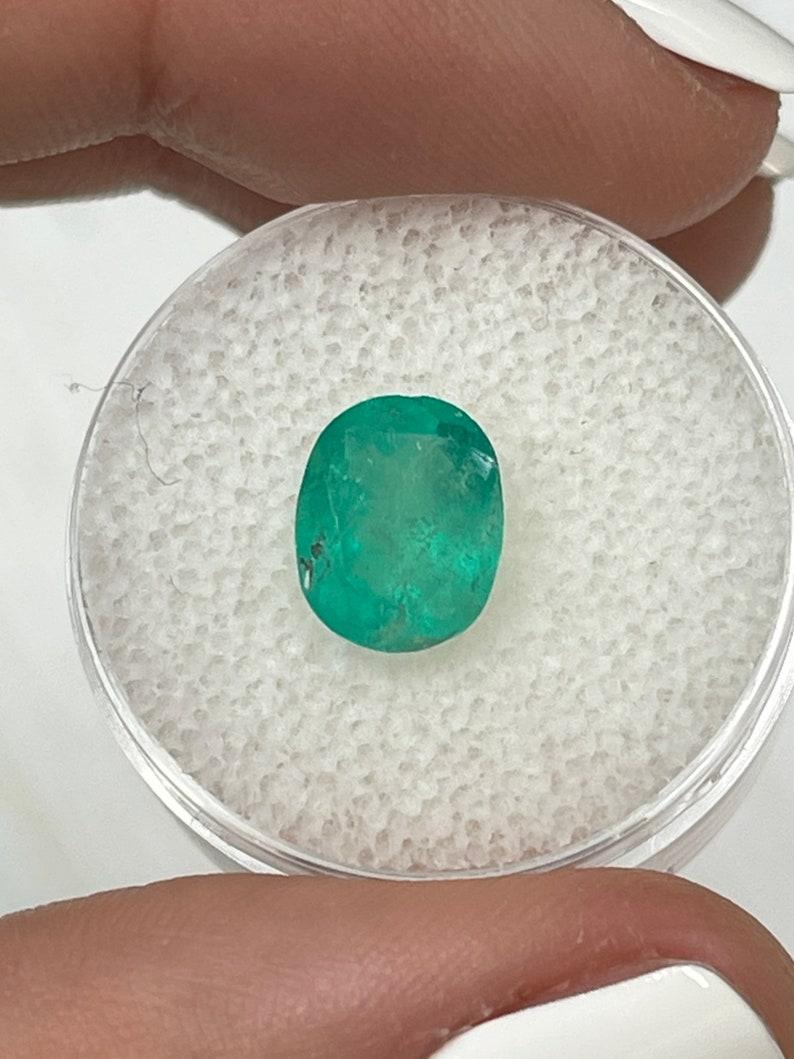 2.48 Carat 10x8 Medium Green Colombian Emerald - Oval Cut May Birthstone Gem In New Condition For Sale In Jupiter, FL