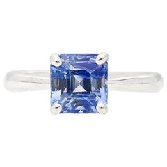 Bague solitaire en or blanc massif 18 carats avec saphir bleu de 2,48 carats