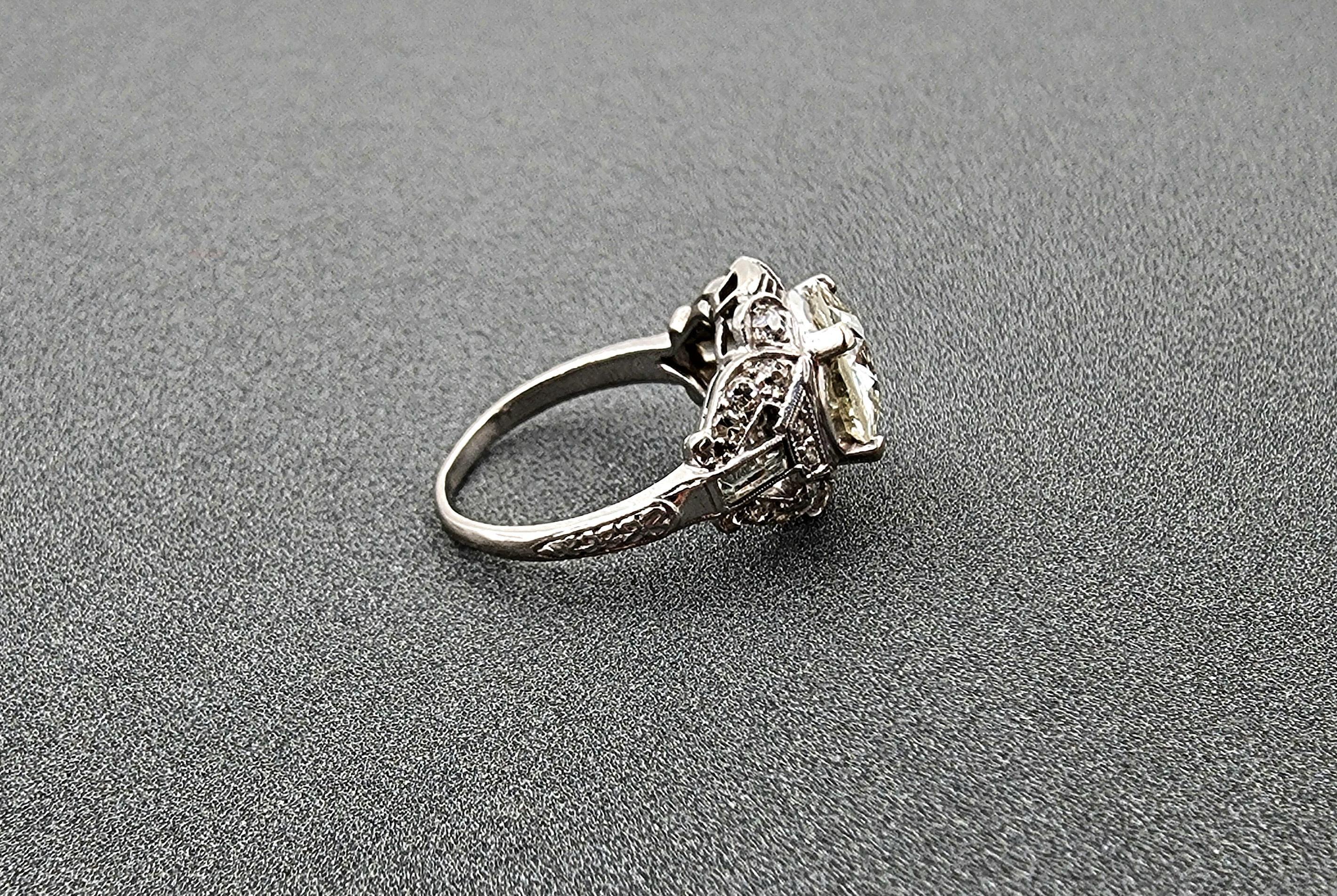 2,48 quilates Anillo Antiguo Europeo Corte Diamante en venta 1