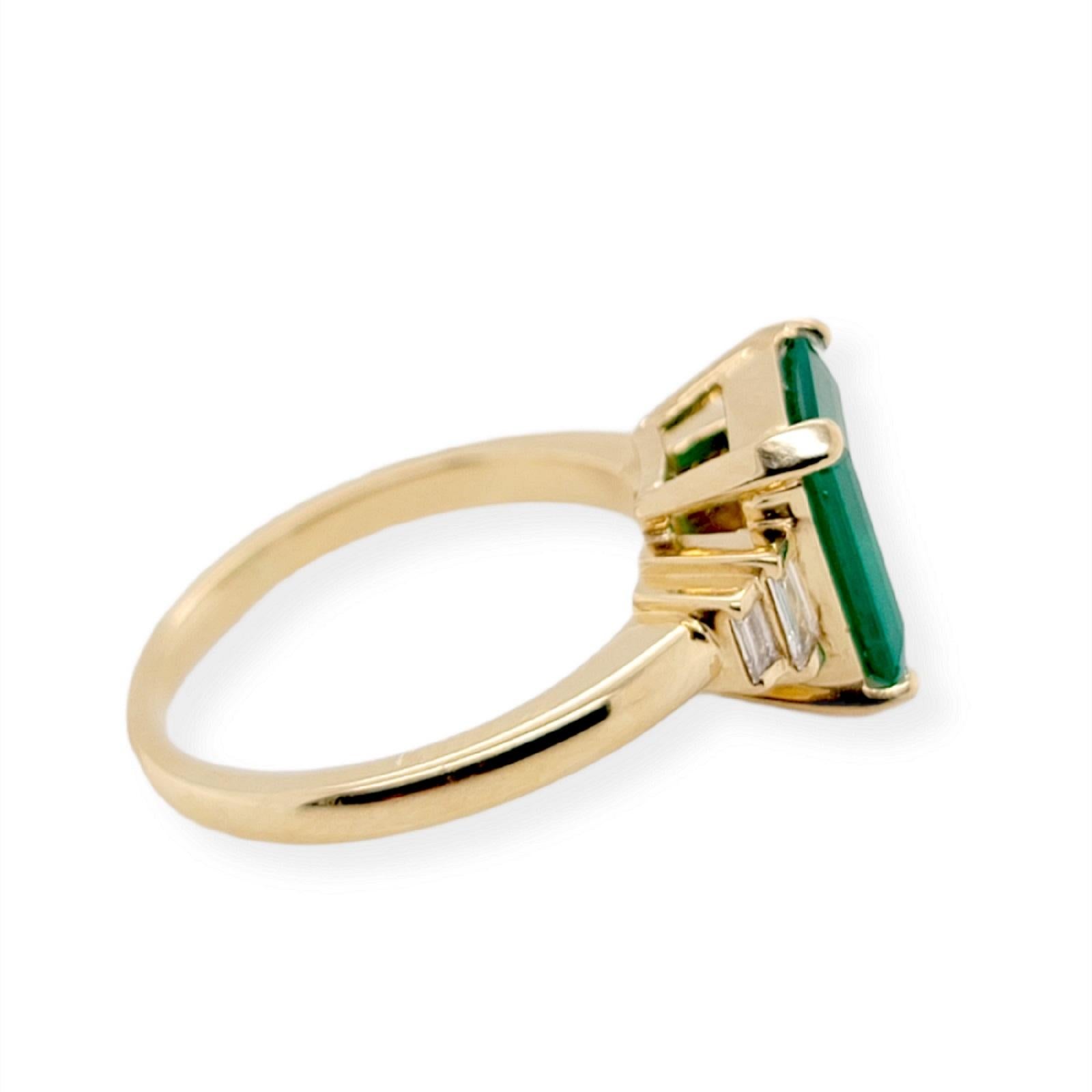 100% Authentic, 100% Customer Satisfaction

Height: 10.8 mm

Width: 18 mm

Size: 6.5 ( Contact Us for Sizing)

Metal:14K Yellow Gold

Hallmarks: 14K

Total Weight: 4.5 Grams

Stone Type: 2.48 CT Zambian Emerald & 0.18 CT Diamonds

Condition: