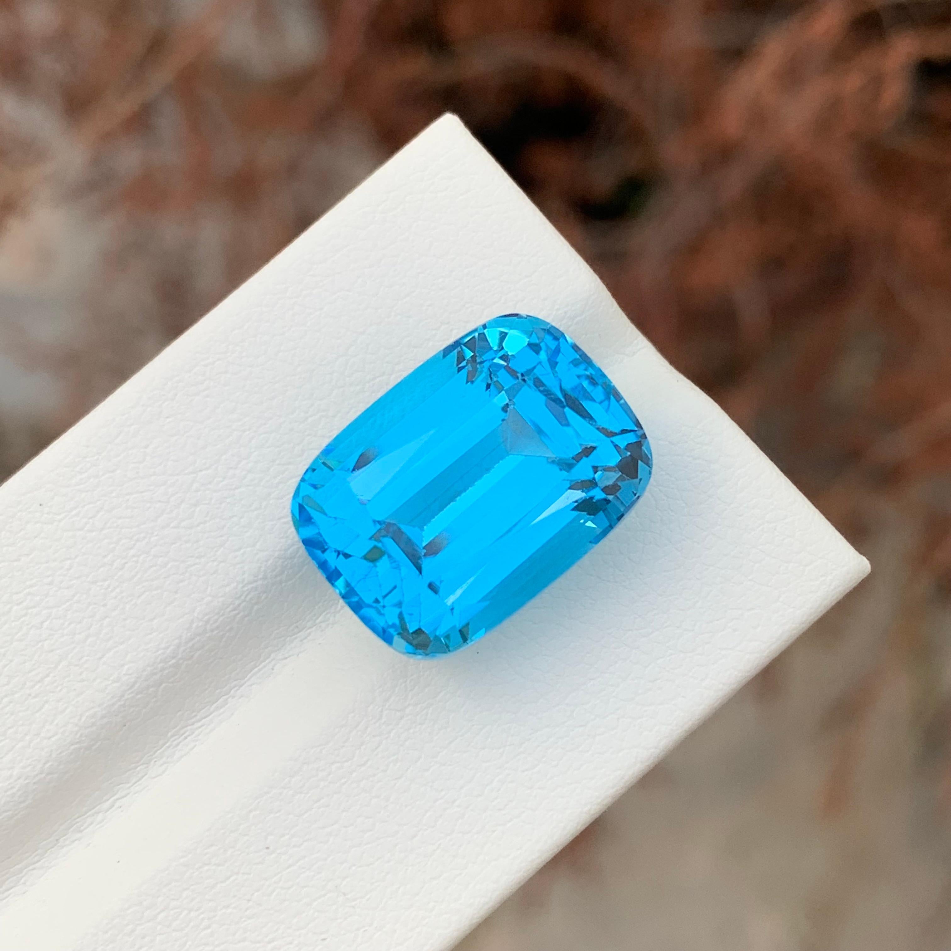 24.80 Carat Gorgeous Faceted Electric Blue Topaz Cushion Shape Gemstone For Sale 2