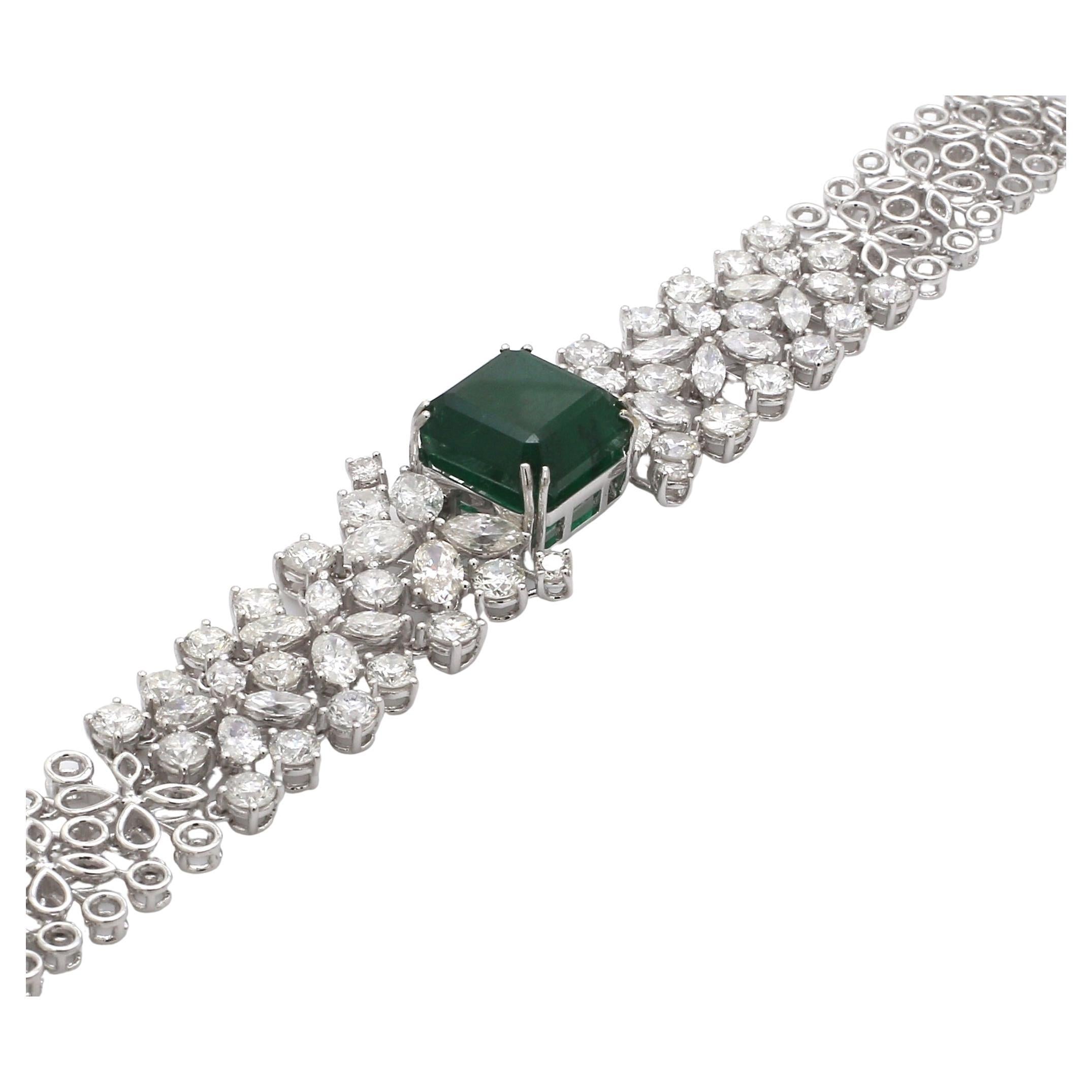 Modern 24.84 TCW SI/HI Diamond Emerald Gemstone Bracelet 18 Karat White Gold Jewelry For Sale