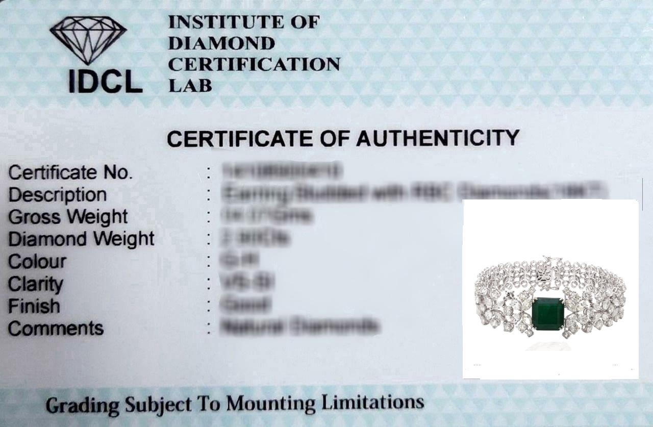 Emerald Cut 24.84 TCW SI/HI Diamond Emerald Gemstone Bracelet 18 Karat White Gold Jewelry For Sale
