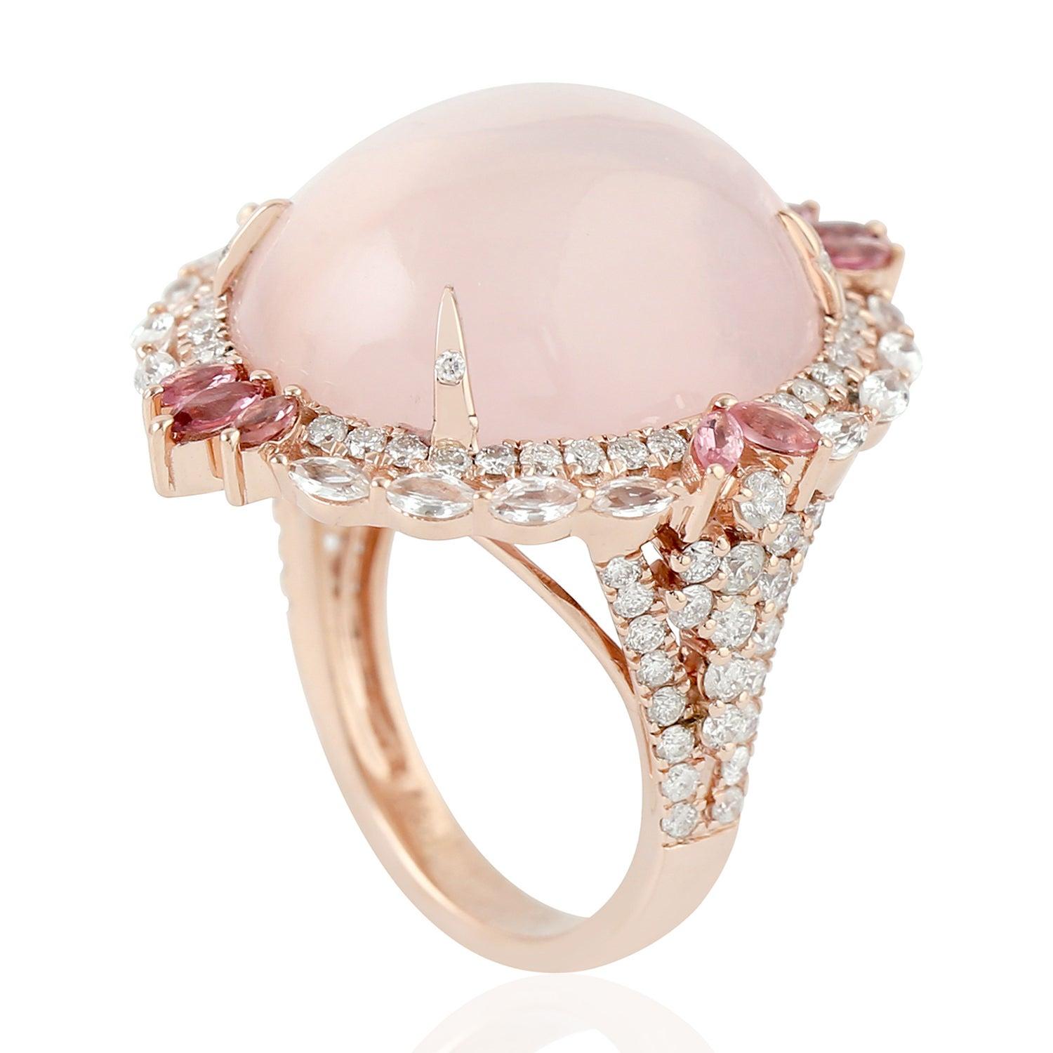 For Sale:  24.88 Carat Rose Quartz Diamond 18 Karat Gold Ring 3