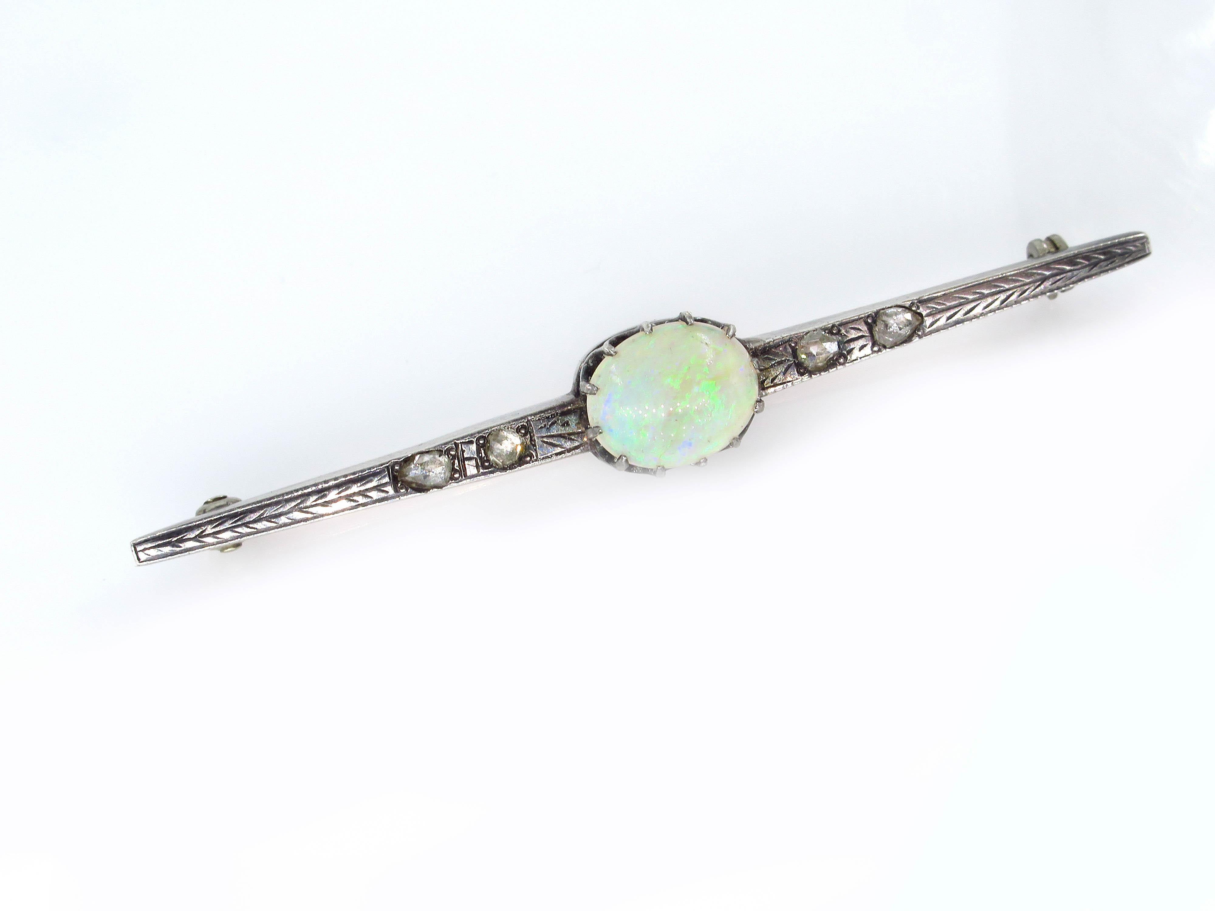 2.48ct Antique Vintage Edwardian Opal and Rose Cut Diamond Silver Brooch Bar-Pin In Good Condition In New York, NY