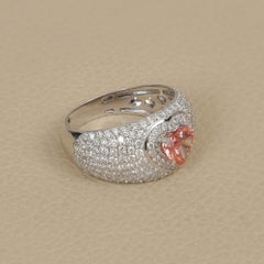Anello con diamante aureolato a cupola larga in oro bianco 14K con 2,48ct Pink Diamond Lab