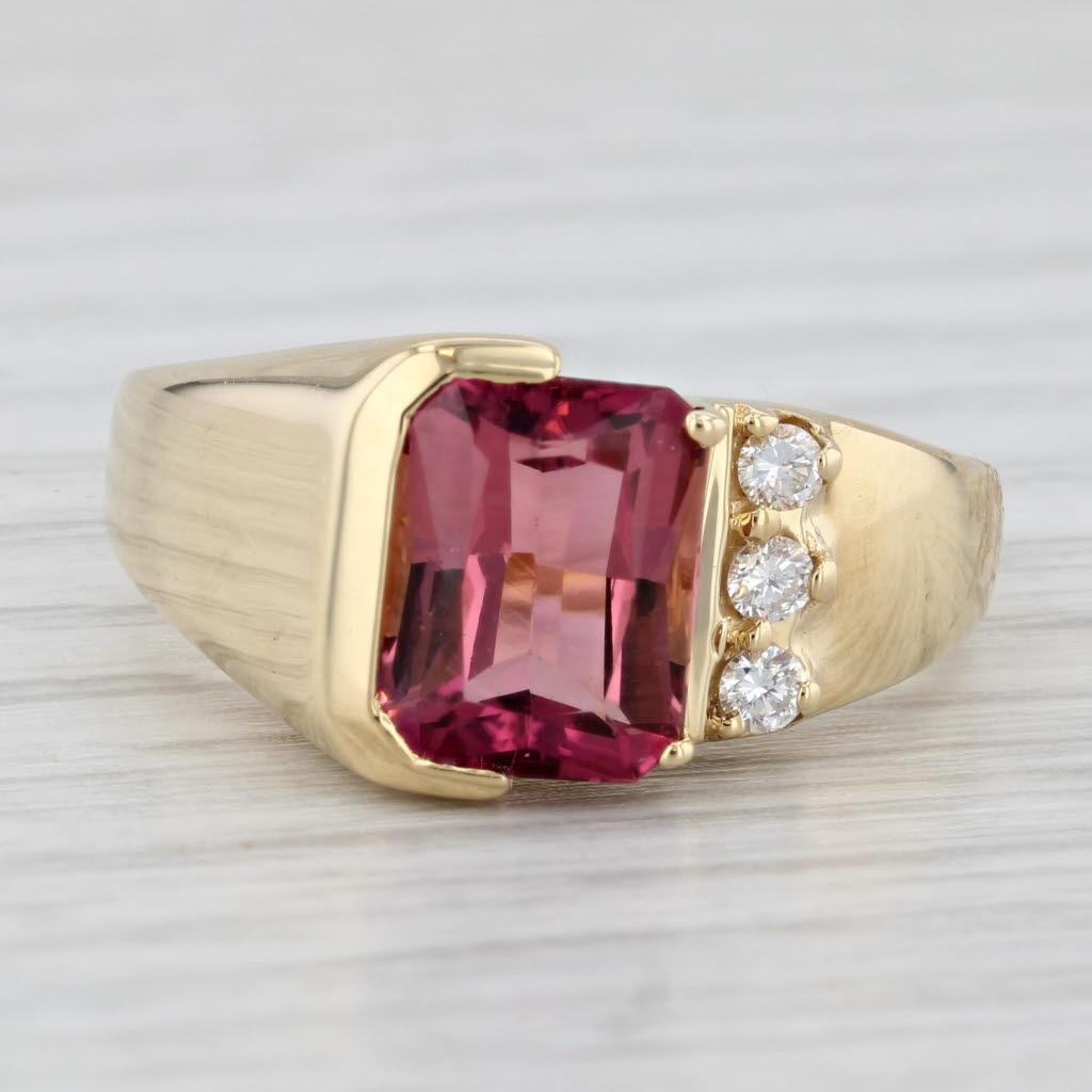 Bague en or jaune 18 carats avec tourmaline rose de 2,48 carats et diamants, taille 8 Bon état - En vente à McLeansville, NC