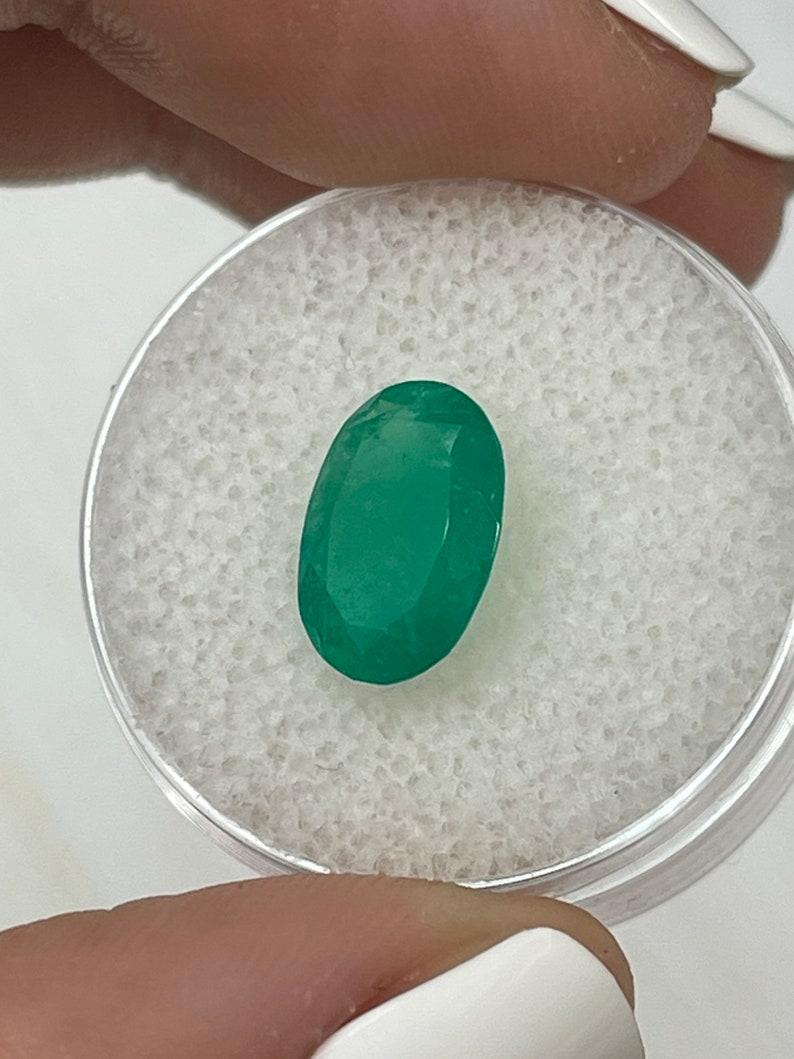 2,49 Quilates 12x8 Esmeralda Colombiana Verde Bosque Alargada - Gema Mayo Talla Ovalada en Nuevo estado para la venta en Jupiter, FL