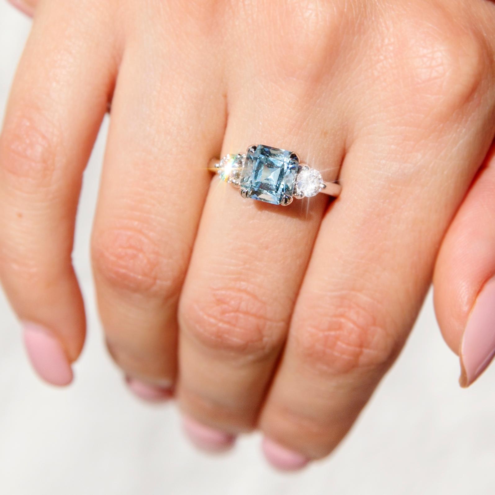 Square Cut 2.49 Carat Blue Aquamarine and 0.58 Carat Certified Diamond Contemporary Ring