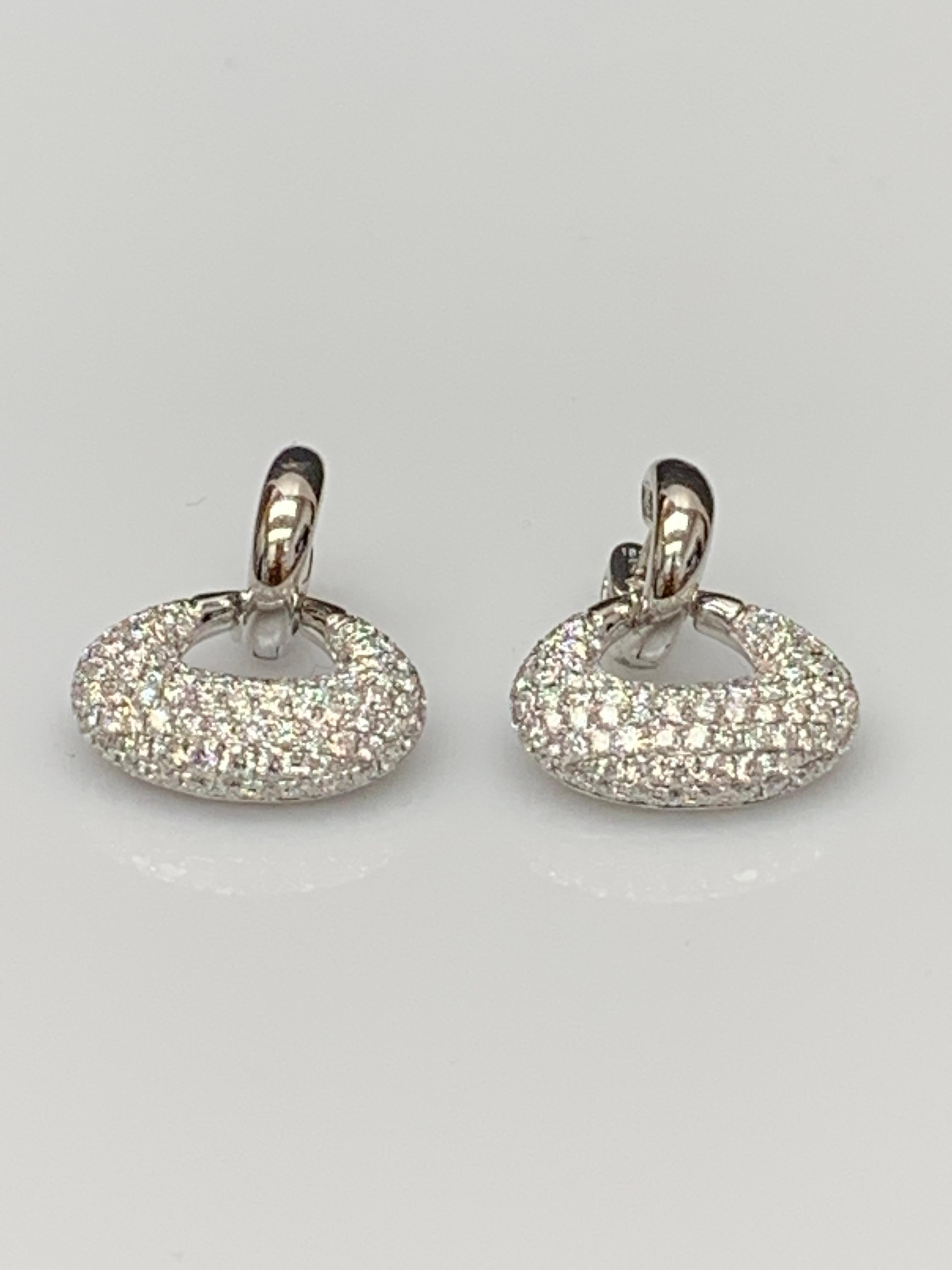 Pendientes de gota de diamantes talla brillante de 2,49 quilates en oro blanco de 18 quilates en Nuevo estado para la venta en NEW YORK, NY