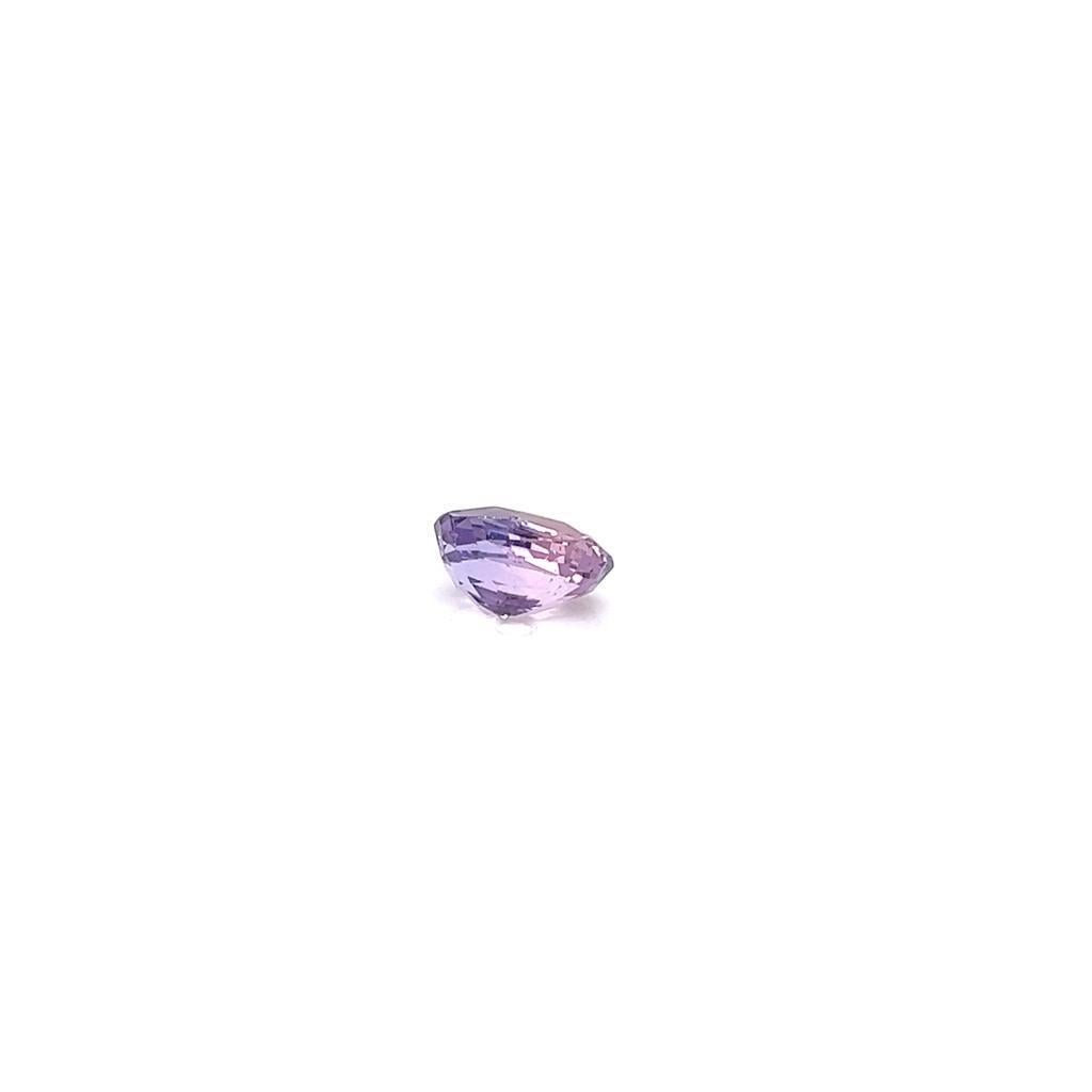 2.49 Carat Cushion cut Purple Sapphire In New Condition For Sale In London, GB