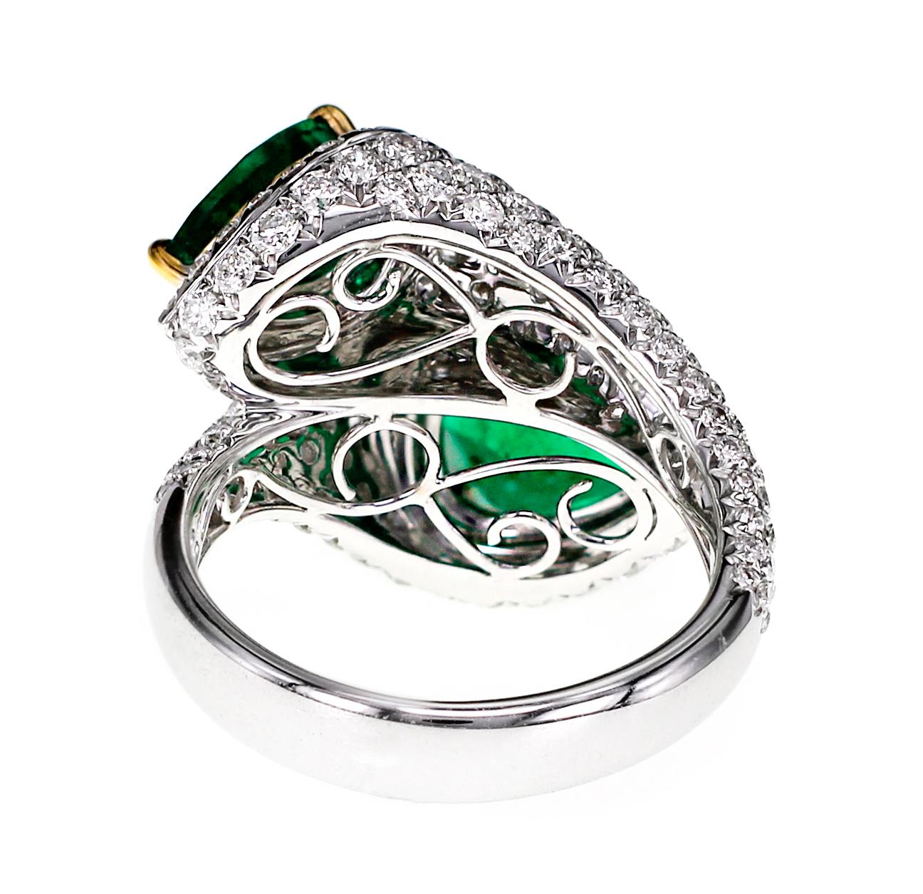 Pear Cut 2.49 Carat Vivid Green Emerald and 2.18 Carat Diamond Twin Cocktail Party Ring For Sale