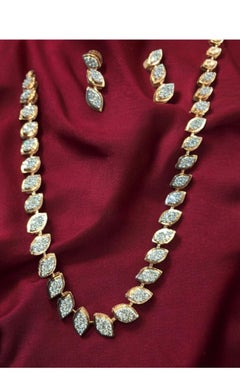 2.49 Carats Round Brillant Shape Diamonds 14K Gold Parure