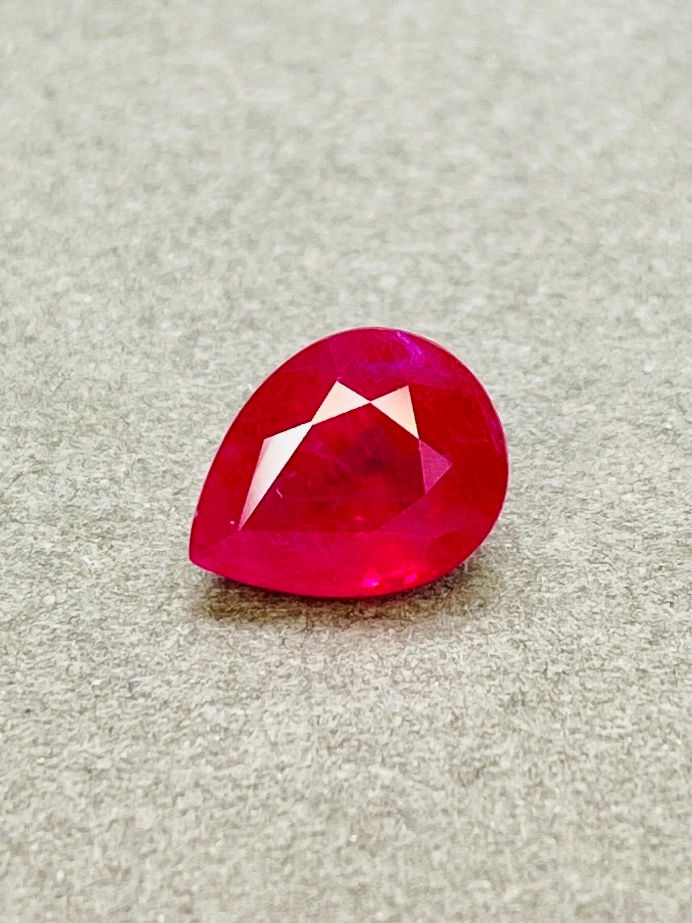 da uomo o donna 2,49 Ct Certificato AIGS Rubino non riscaldato Colore sangue di piccione chiarezza occhi pulita in vendita