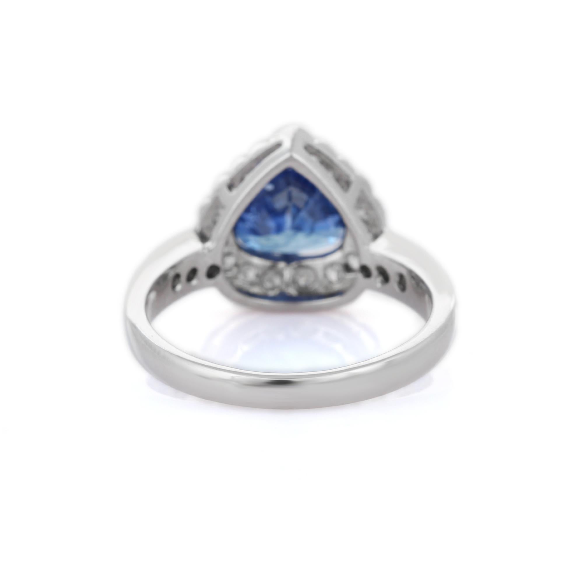 For Sale:  2.49 ct Blue Sapphire Engagement Ring with Halo of Diamond in 18K White Gold 2