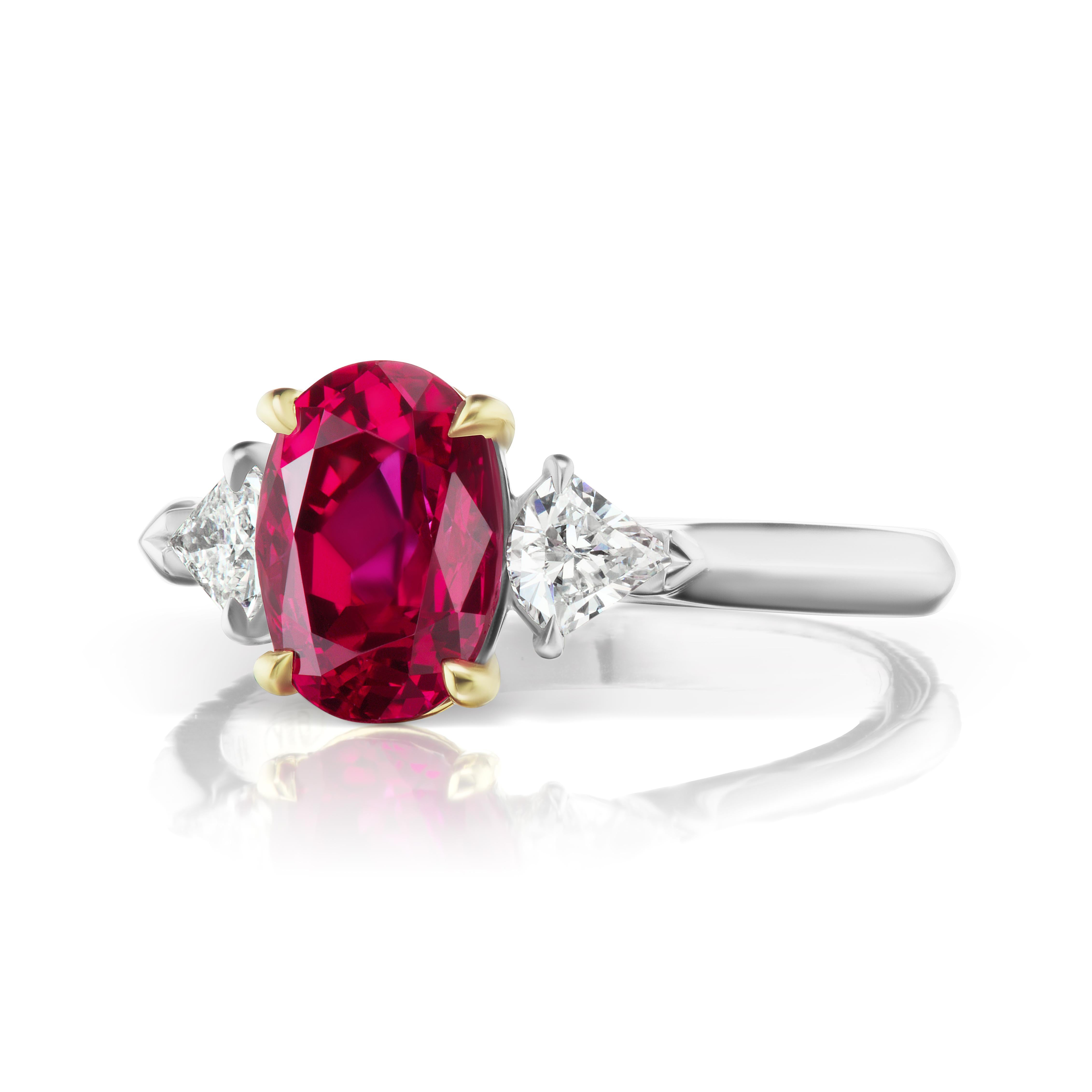 Contemporary 2.49 Carat Conflict Free Oval Ruby GIA Certified from Thailand Set with Kites For Sale