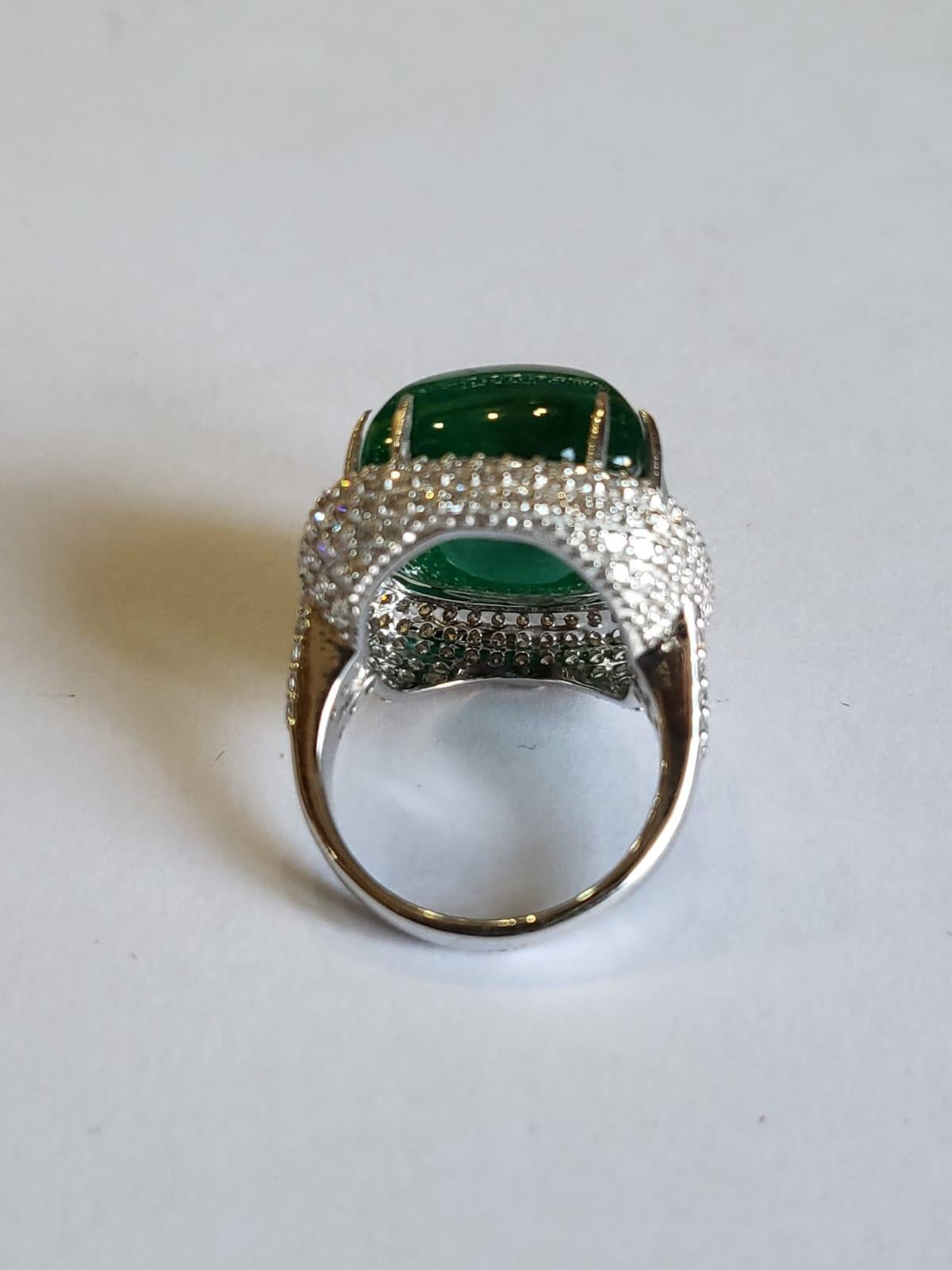Sugarloaf Cabochon 24.99 Carats, Natural Zambian Emerald Sugarloaf & Diamonds Engagement Ring