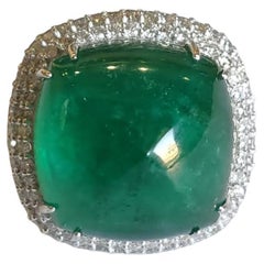 Anillo de compromiso de esmeralda zambiana natural de 24,99 quilates, Sugarloaf y diamantes
