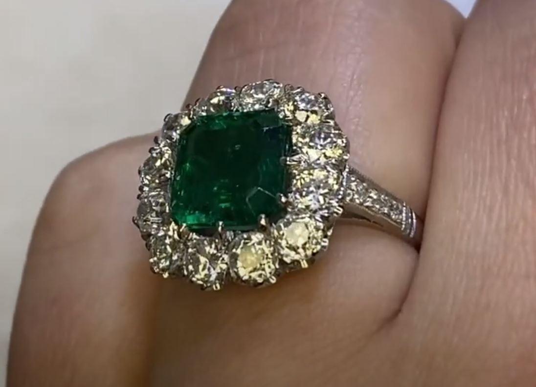 2.49ct Emerald Cut Emerald Engagement Ring, I Color, Diamond Halo, Platinum For Sale 1