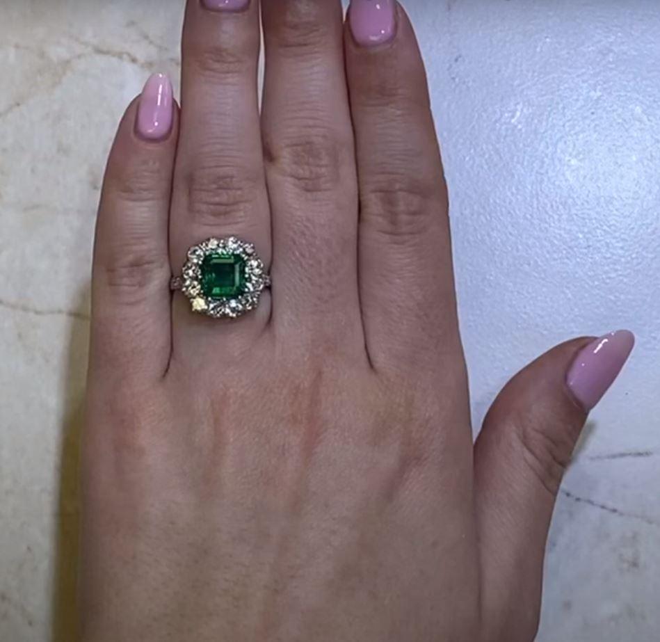 2.49ct Emerald Cut Emerald Engagement Ring, I Color, Diamond Halo, Platinum For Sale 4