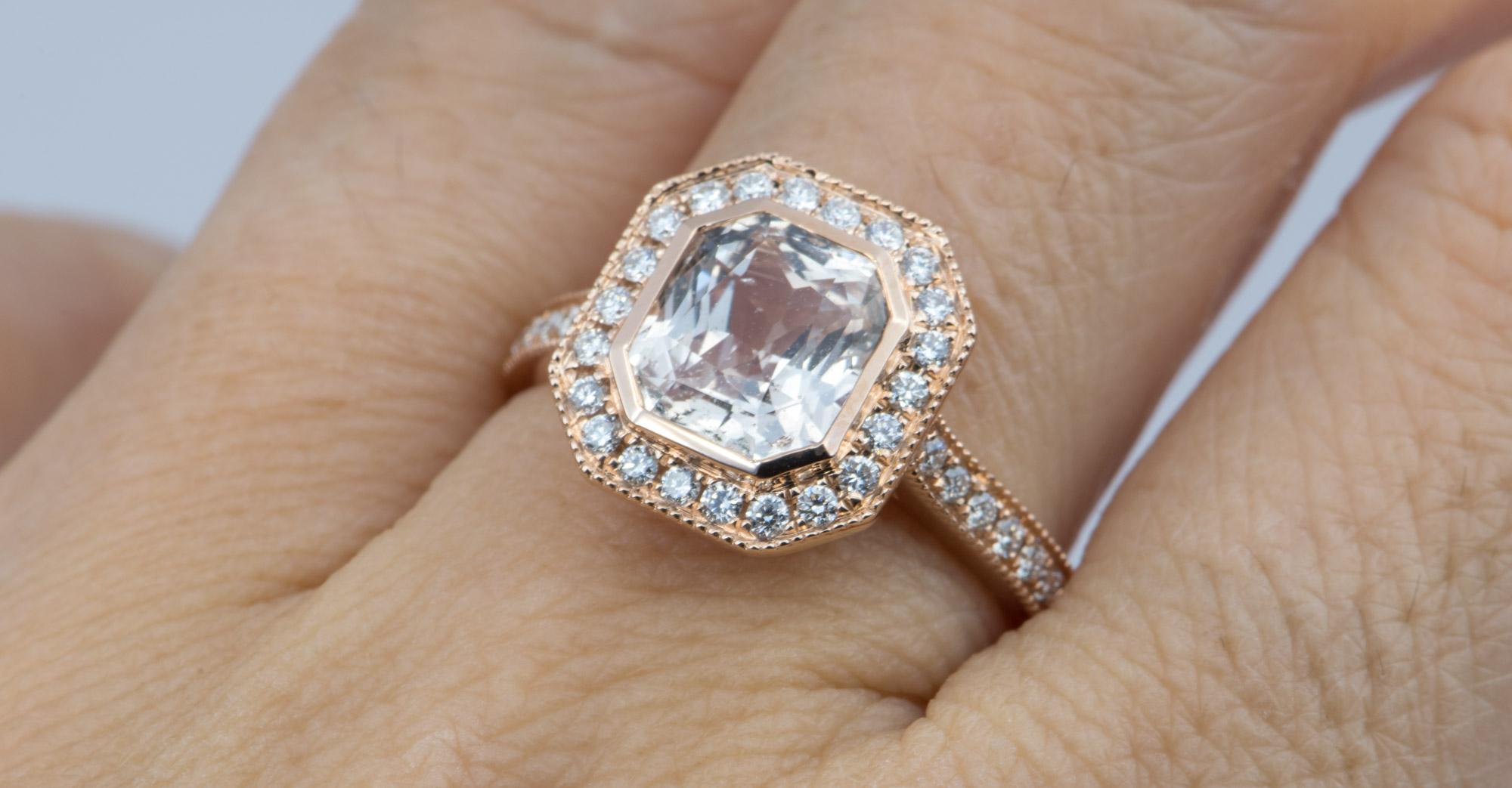 Women's or Men's 2.49 Carat Light Peach Sapphire Diamond Halo 14 Karat Rose Gold Ring AD1935