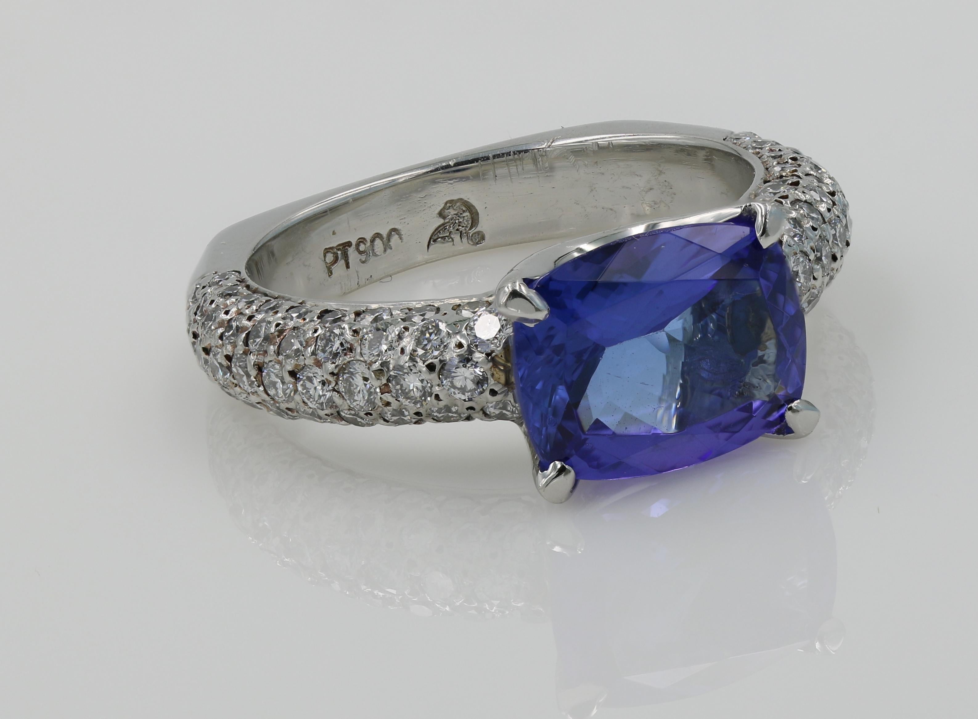 Contemporary 2.49cts Cushion Cut Tanzanite and Natural Diamond Ring in Platinum For Sale