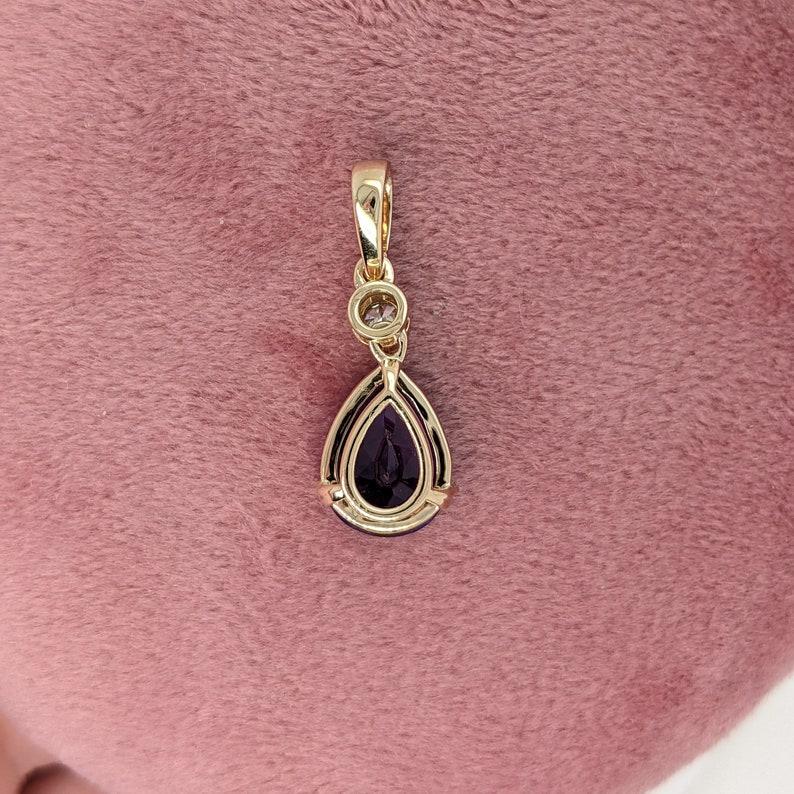 Modern 2.4ct Amethyst Pendant w a Natural Diamond in Solid 14k Yellow Gold Pear 11x8mm For Sale