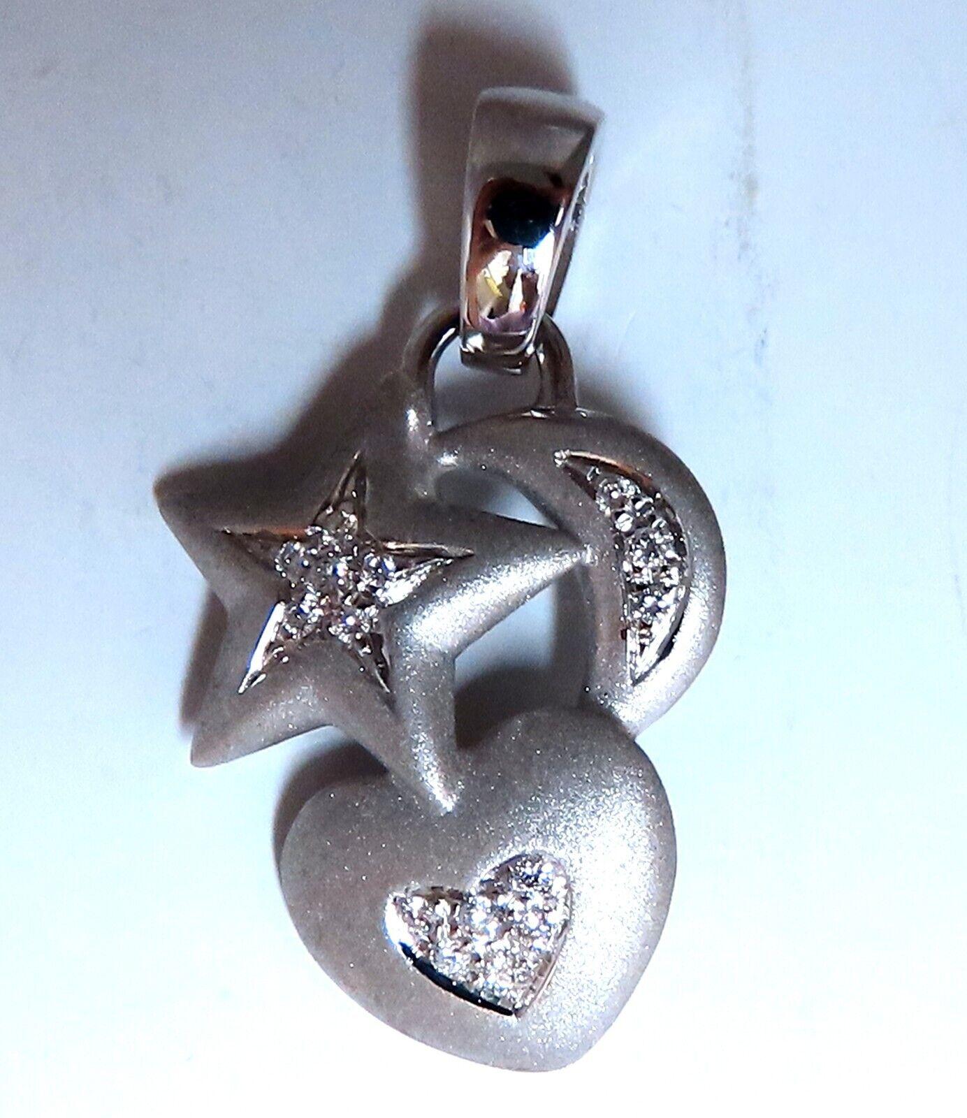 Taille ronde .24ct Pendentif Coeur Etoiles Lune Diamants naturels 18 Karat en vente