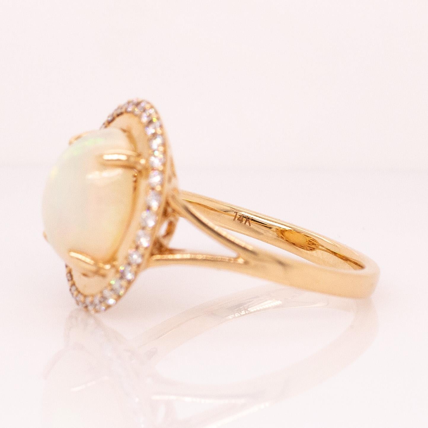 2,4cts äthiopischen Opal Ring mit natürlichen Diamanten Akzente: Massiv 14K Gold, 11x9mm im Angebot 1