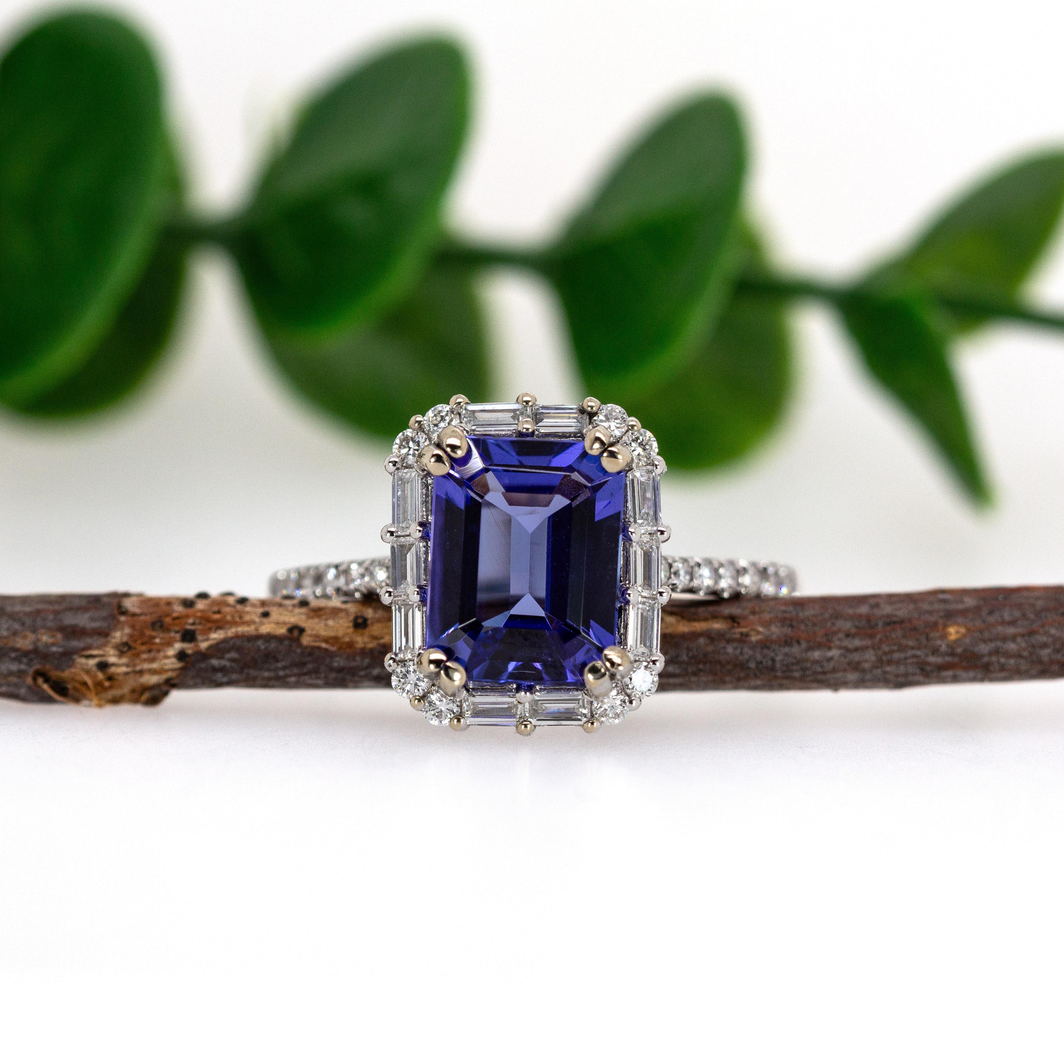 Art Deco 2.4cts Tanzanite and Natural Diamond Ring in 14K Solid Gold  EM 9x7mm