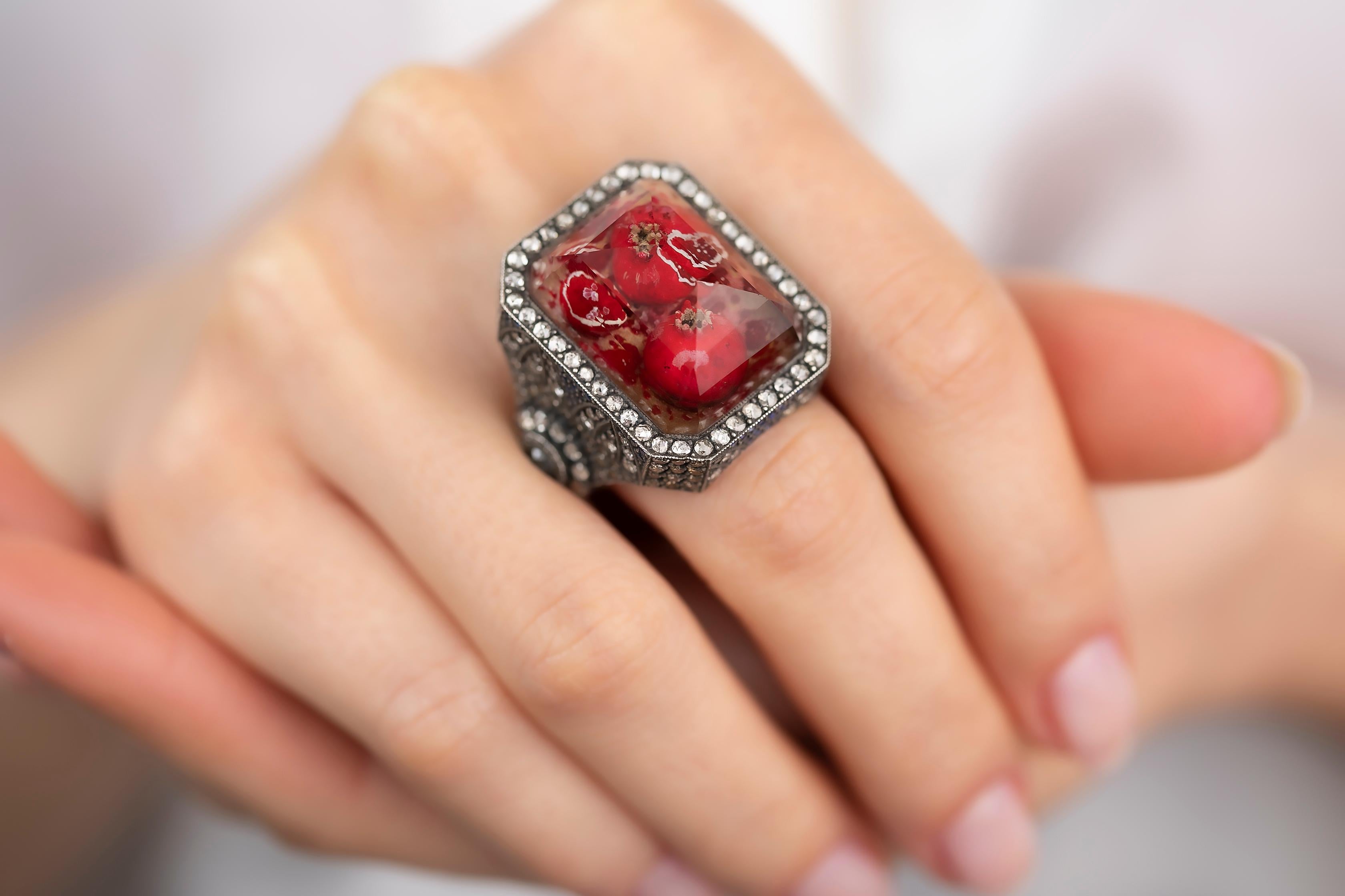 For Sale:  24k Gold and 925K Silver Carved Pomegranate Ring with 1.15 Ct Diamond 3