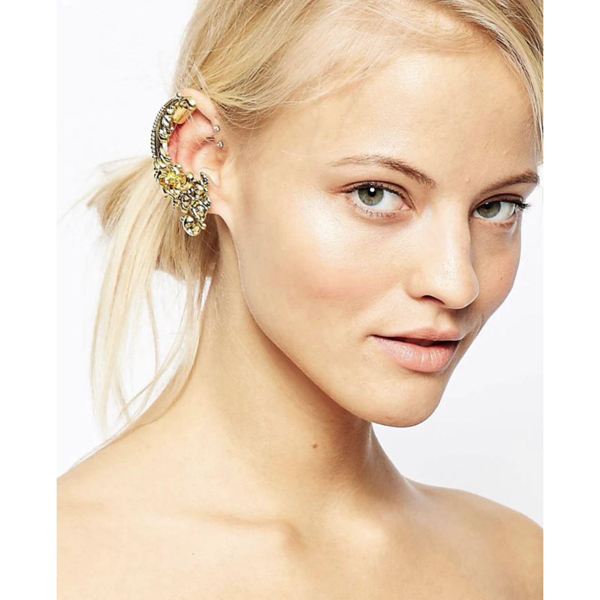 24K Gold Baroque Earcuff Earrings In New Condition For Sale In Miami Beach, FL