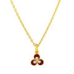 24 Karat Gold Cintemani-Anhänger für Frau mit roter Emaille und Diamanten