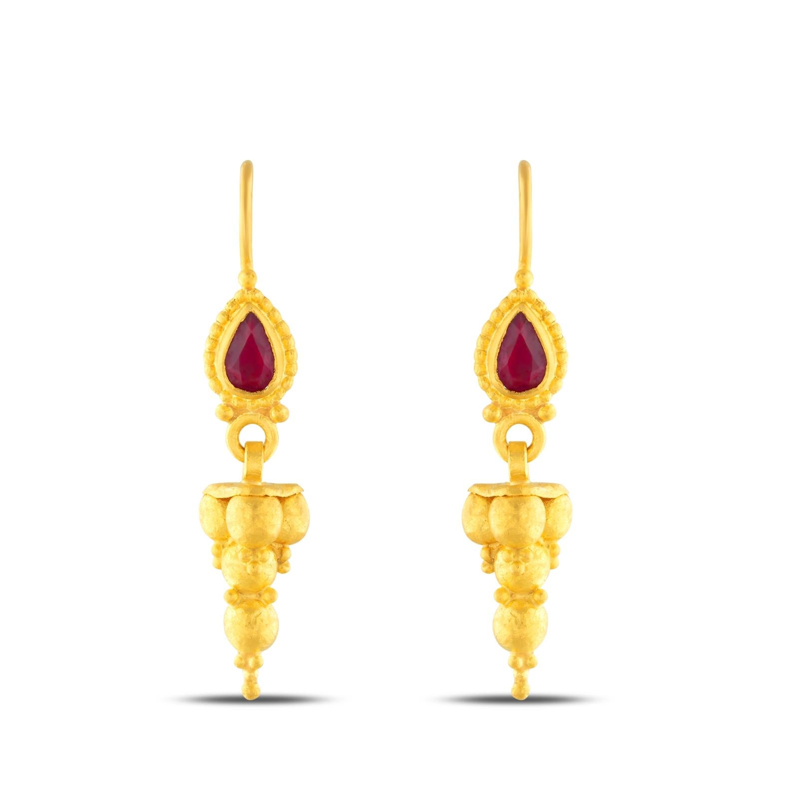 Classical Roman 24k Gold Dangle Earrings with Pear Cut Ruby For Sale