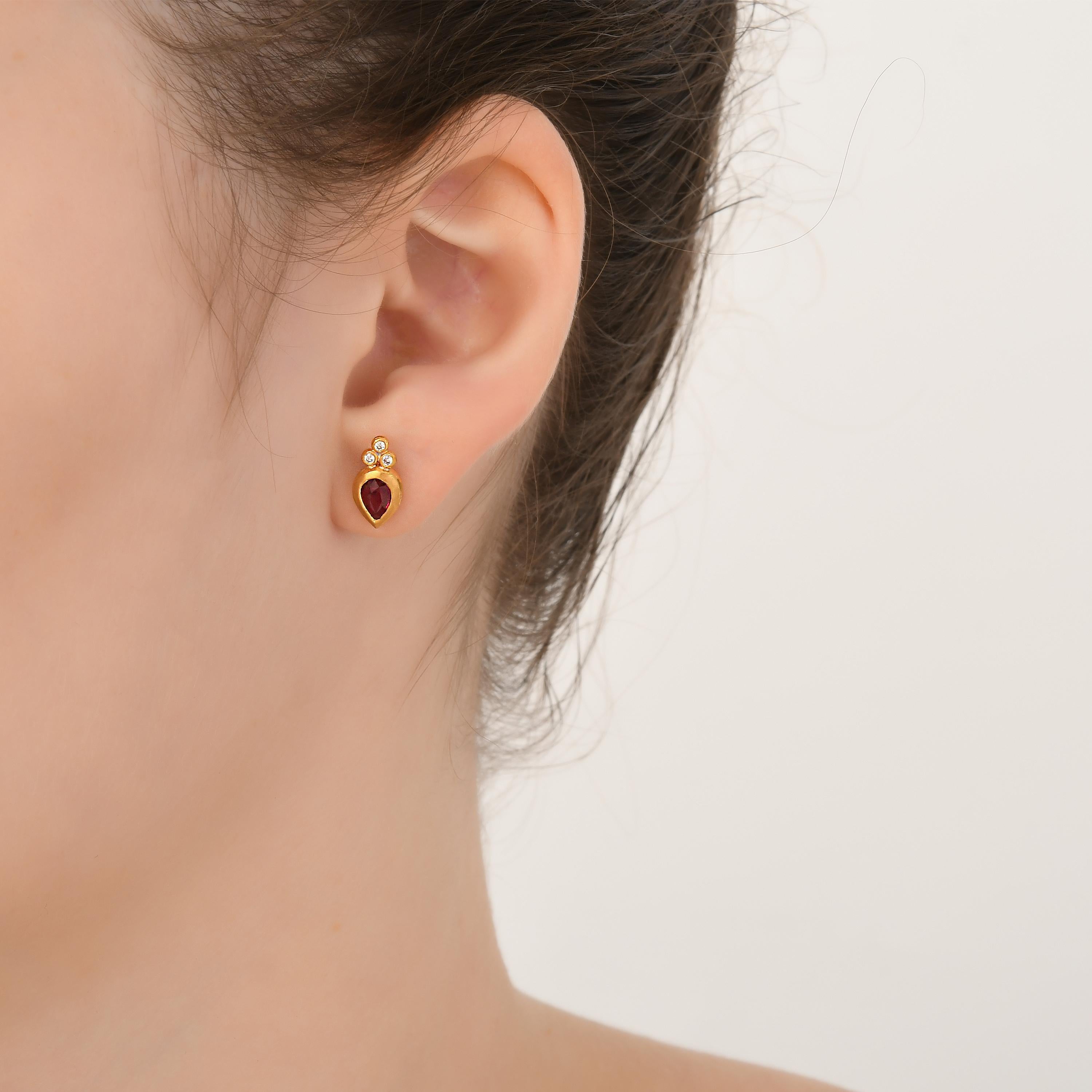 Pear Cut 24k Gold Earrings for Women with Pear-Cut Ruby and Diamonds For Sale