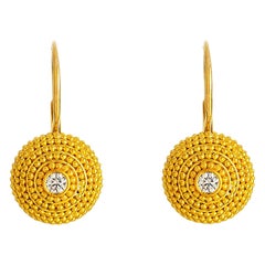 Boucles d'oreilles en or 24 carats entièrement granulées et entièrement réalisées à la main avec demi-cerceau de diamants