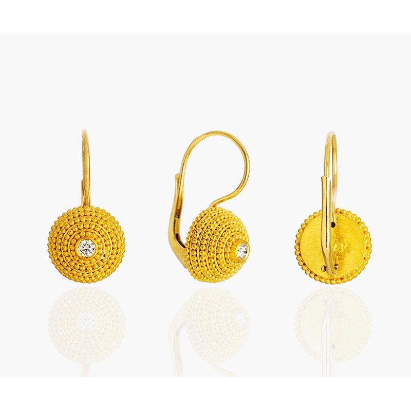 Classical Roman 24k Gold Handcrafted Plain Wire Wrapped Drop Earring with Brilliant Cut Diamond For Sale