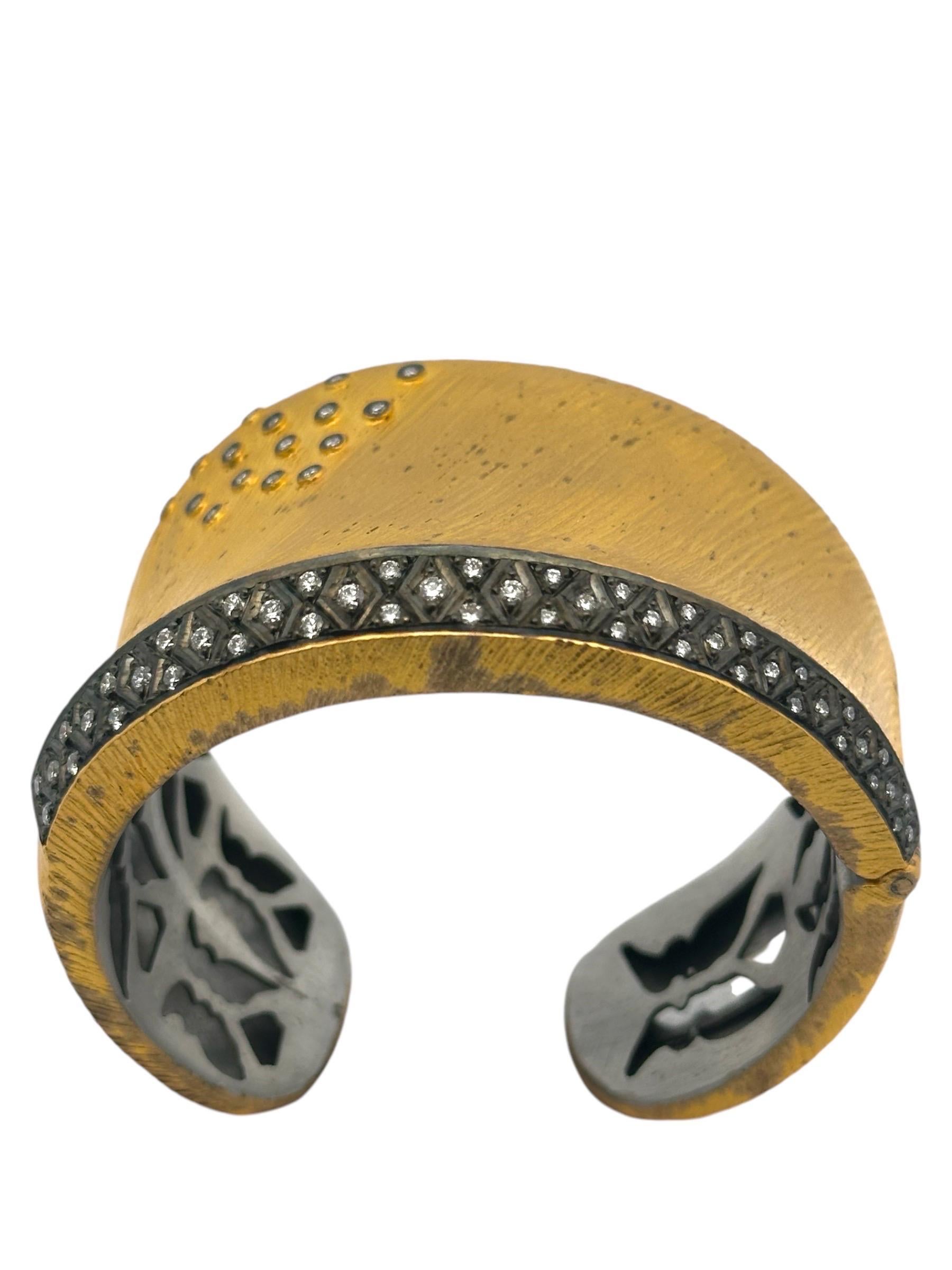 Brazalete de bisagra de plata 