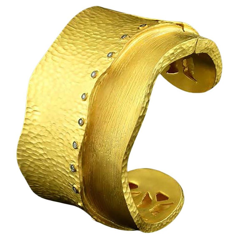 24K Gold Hinge Bangle Bracelet with Diamonds by Kurtulan For Sale at