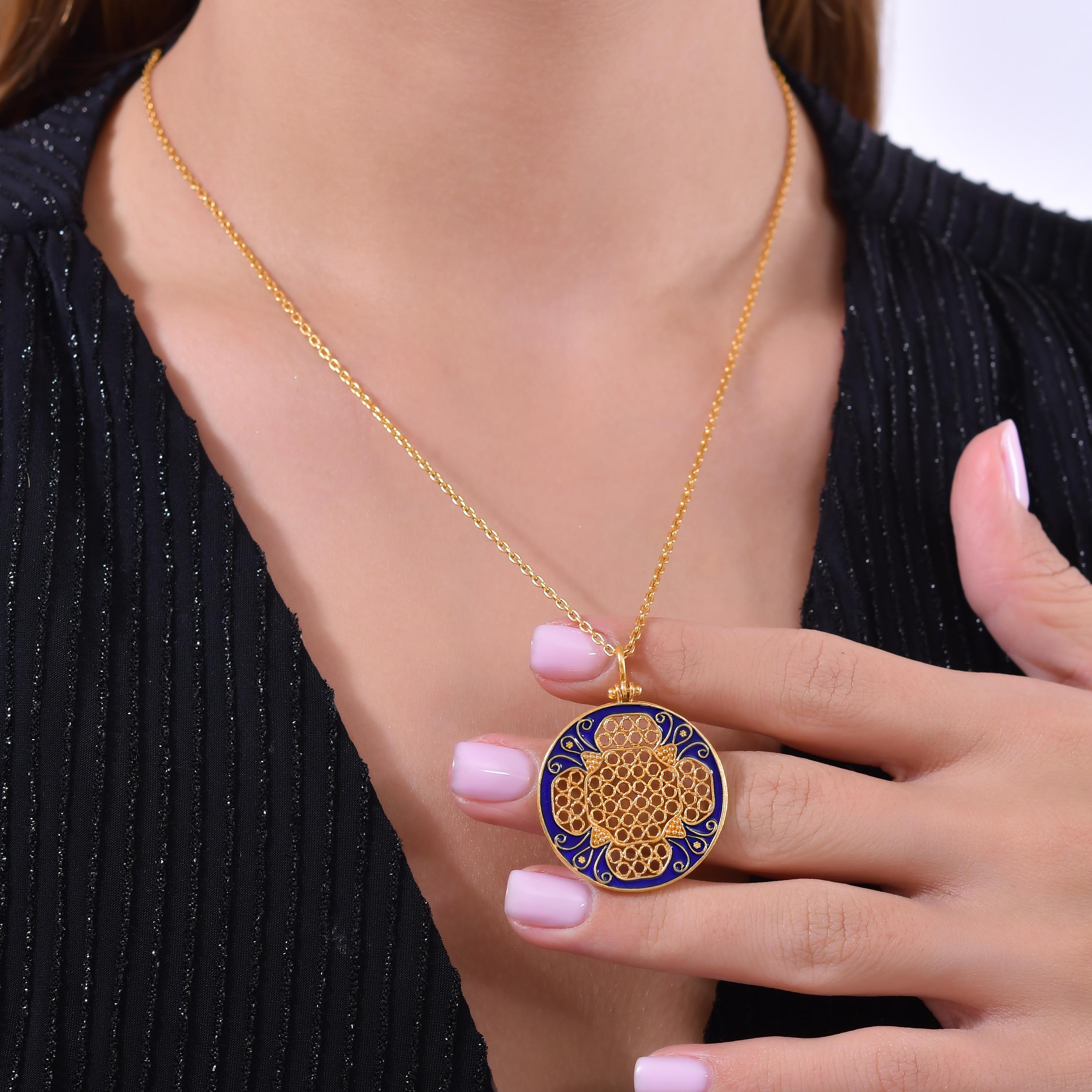 Please note that it is just the pendant, the chain is not included.

Crafted with timeless elegance, this 24 karat gold jewelry piece draws inspiration from the ancient civilizations of Anatolia, where empires like the Greeks, Romans, Byzantines,